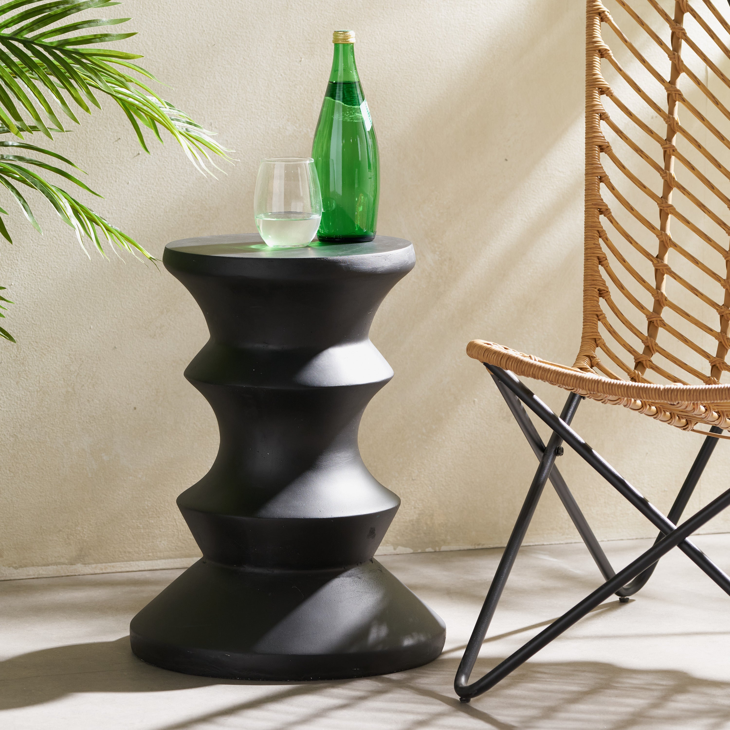 Side Table - Modern Black Concrete Accent Piece - Best Buy Furniture