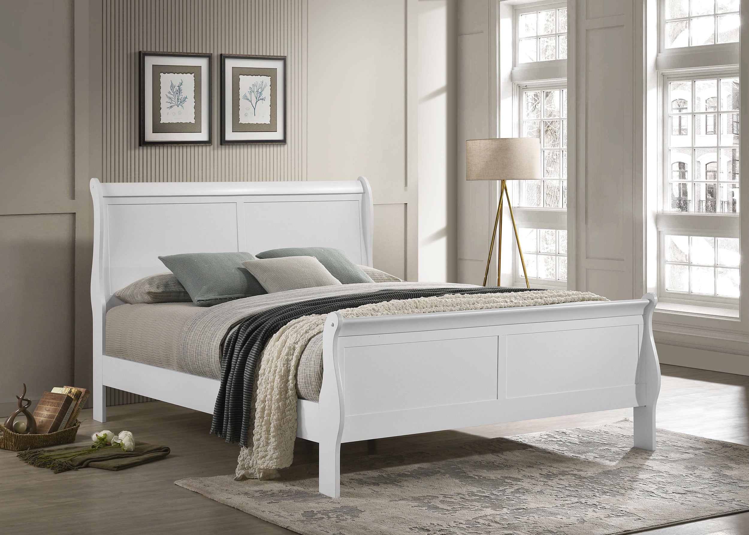 Louis Philippe 47-inch Queen Sleigh Panel Bed White-