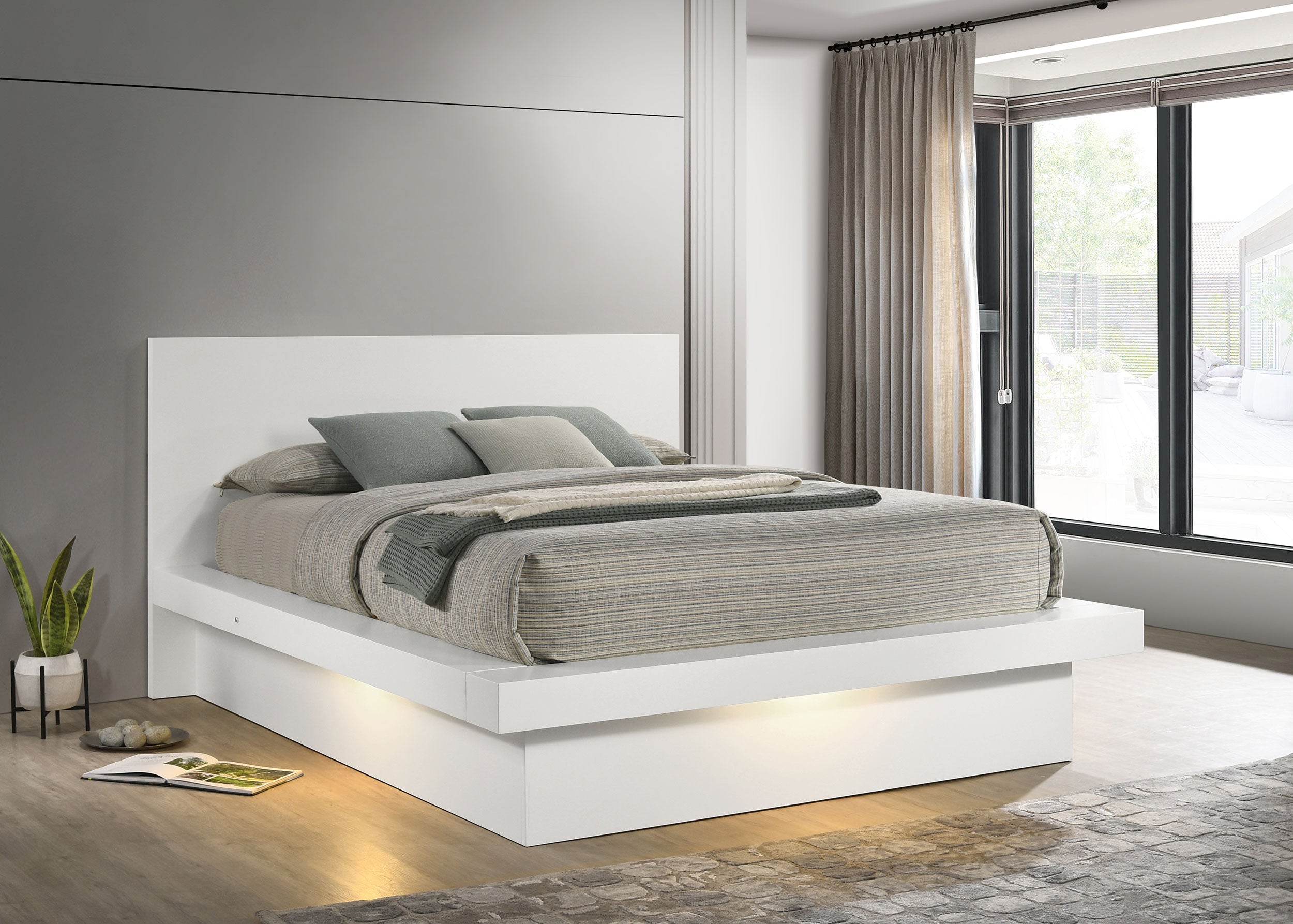 Jessica Wood Queen LED Panel Bed Snow White-CoasterEssence