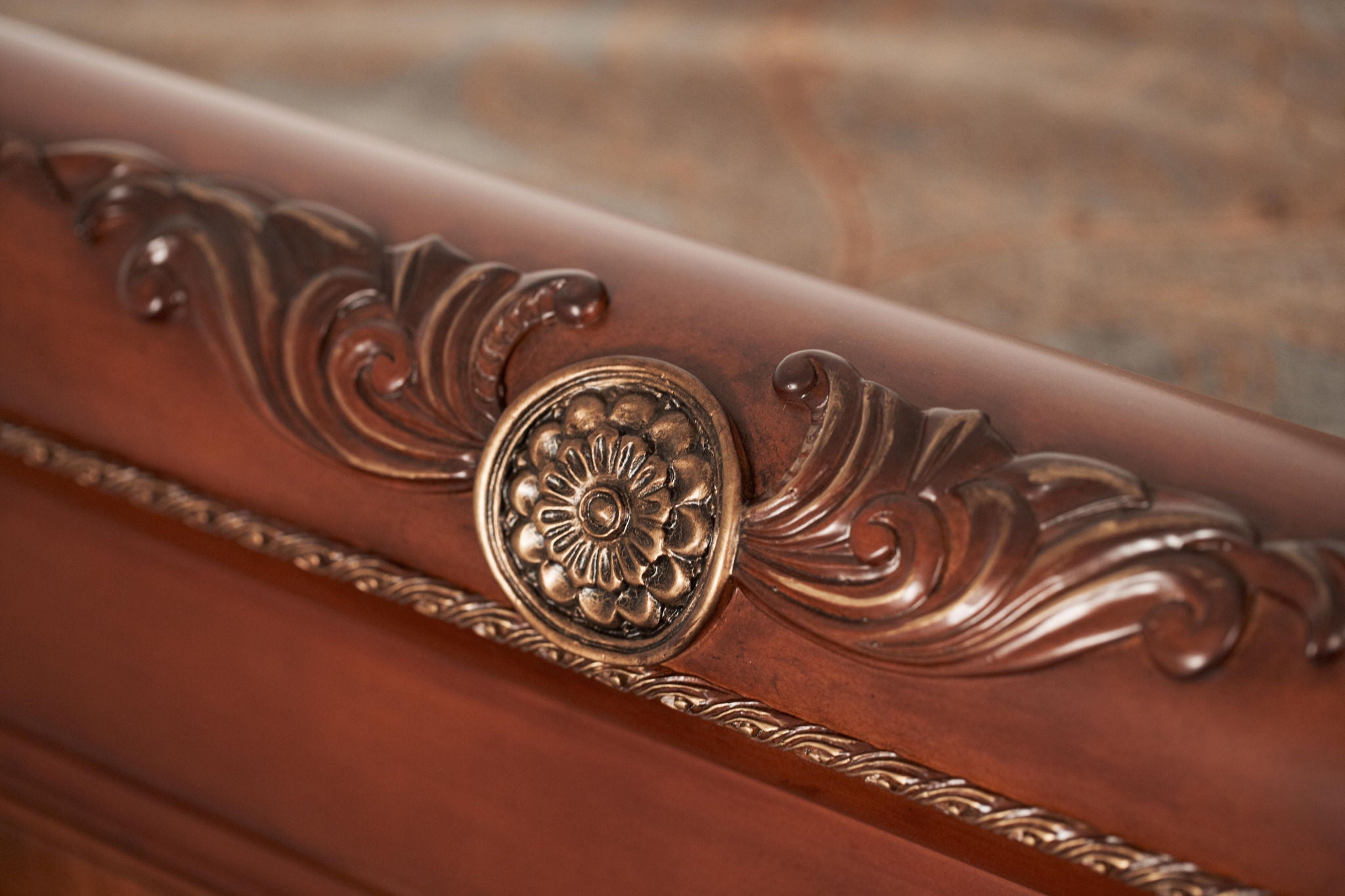 Cortina - Sleigh Bed