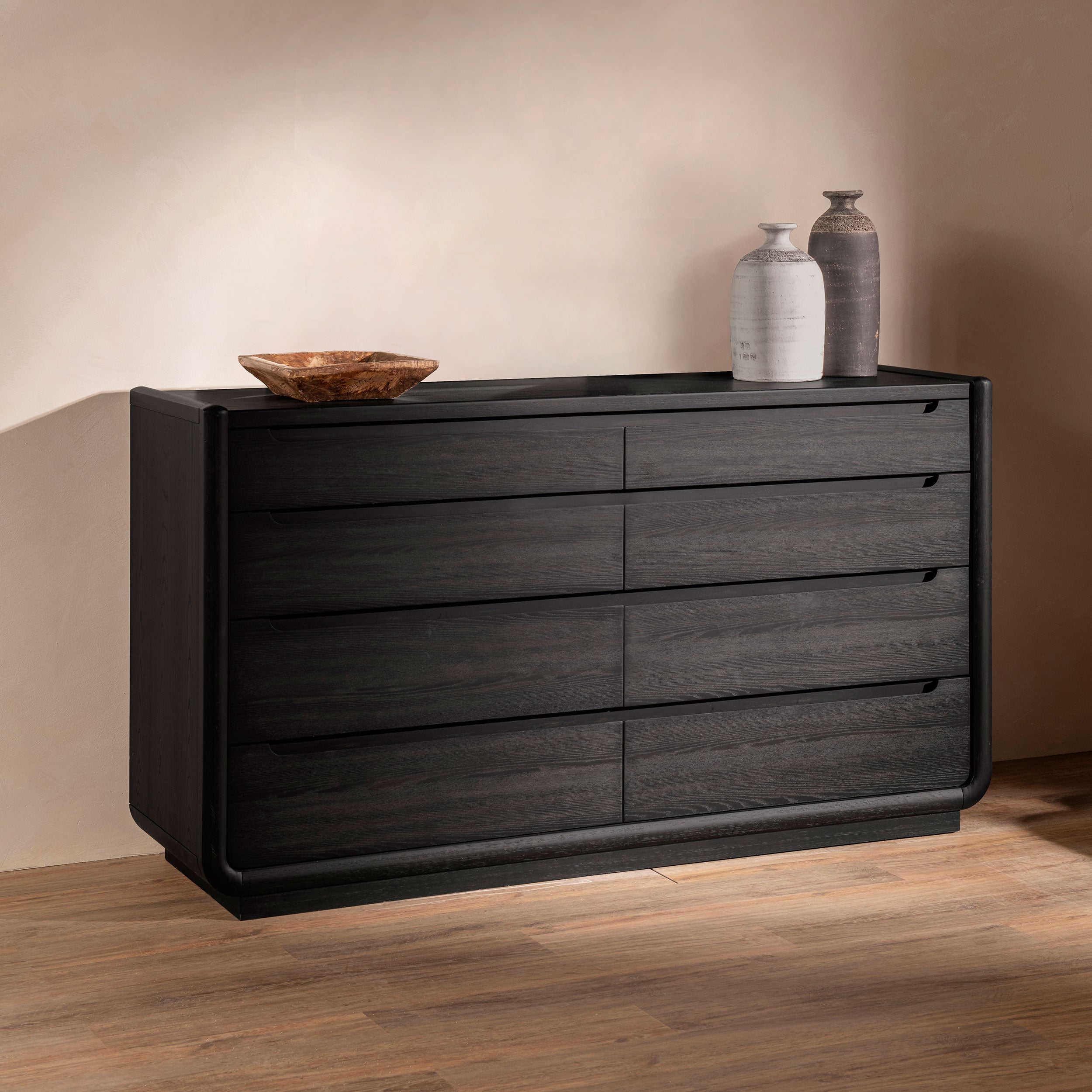 Leandro 8-drawer Bedroom Dresser Cabinet Burnished Black-