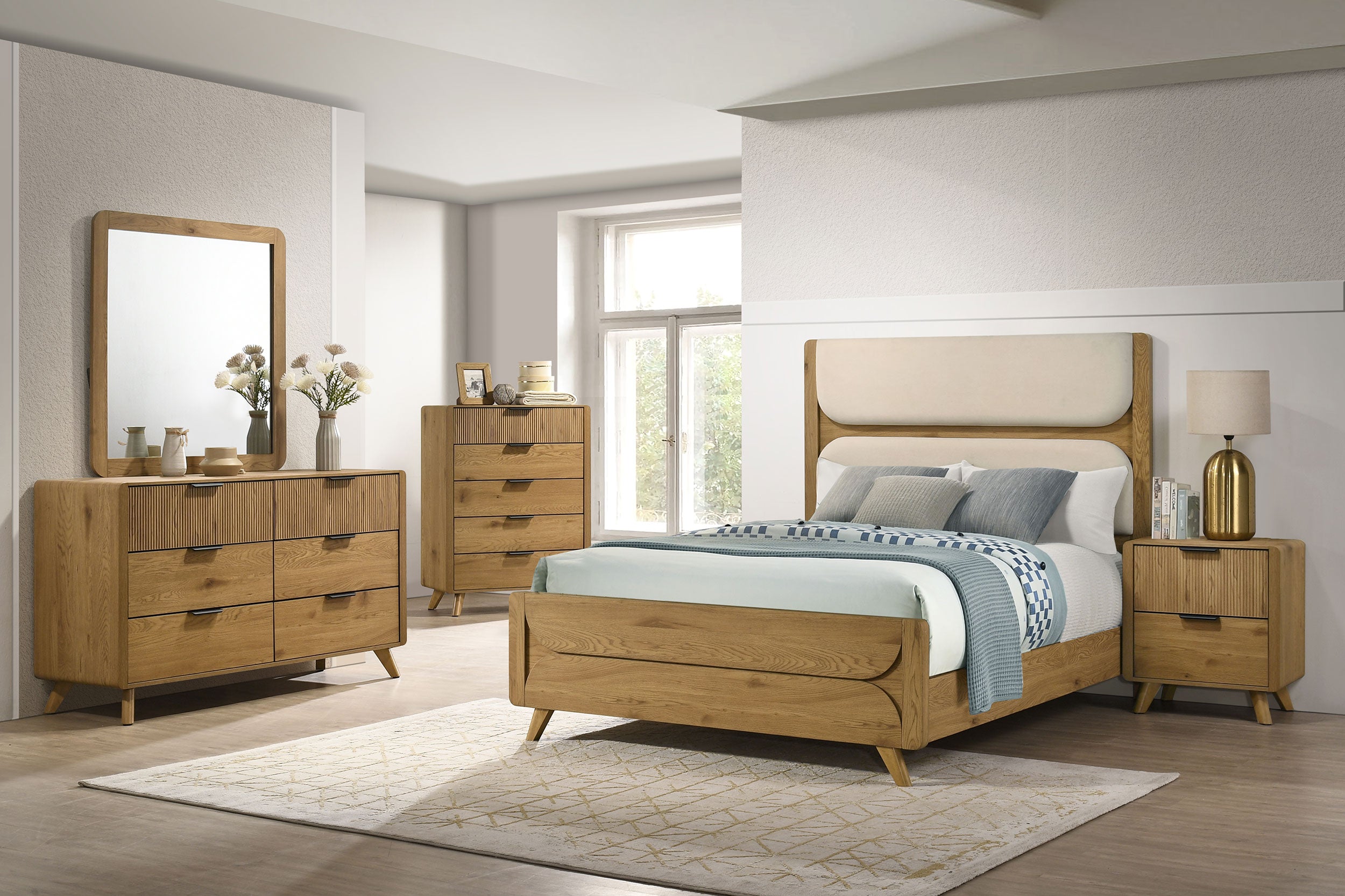 Bennett 62-inch Queen Upholstered Panel Bed Cream and Light Oak-