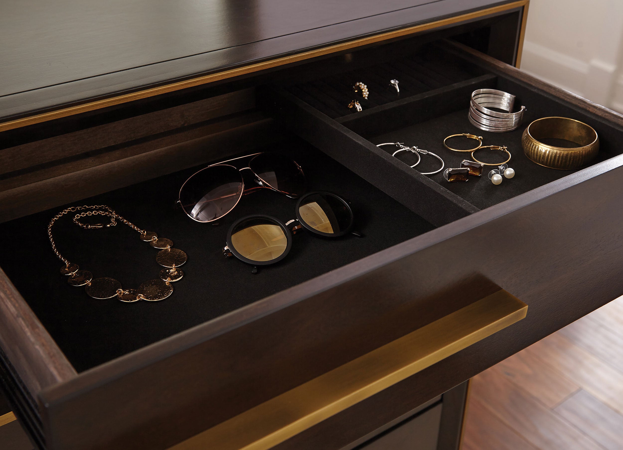 Durango 8-drawer Dresser with Mirror Smoked Peppercorn-CoasterElevations