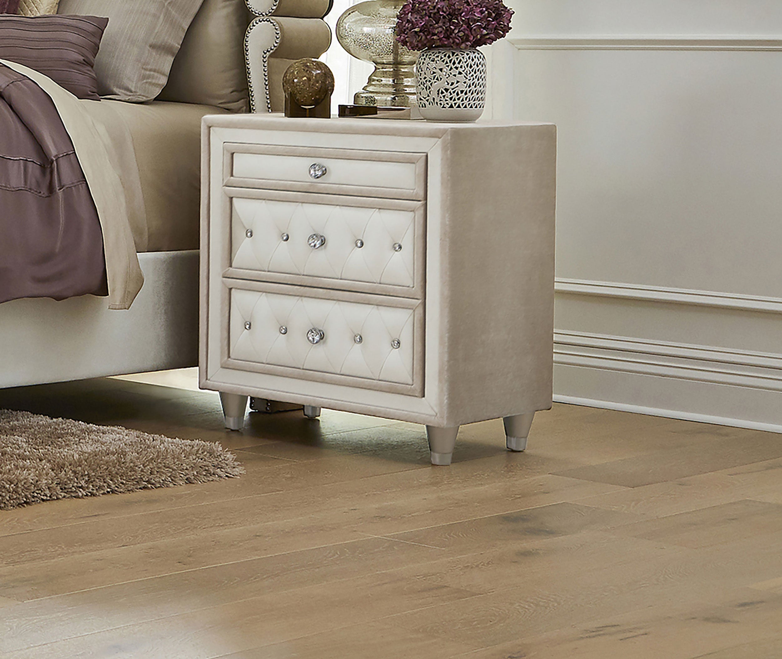 Antonella Upholstered 3-drawer Nightstand Ivory and Camel-CoasterElevations