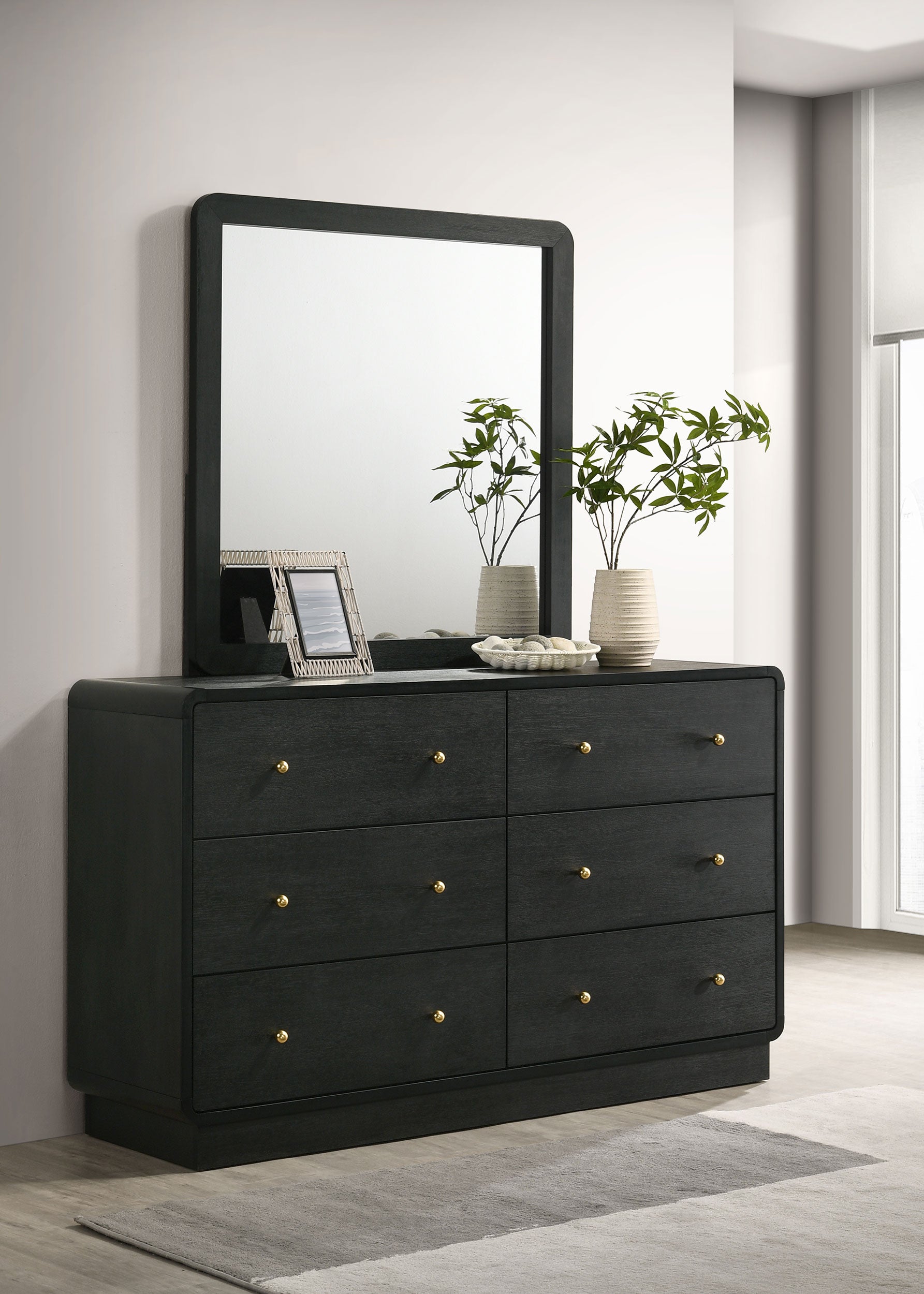 Cavelle 6-drawer Dresser and Mirror Black-
