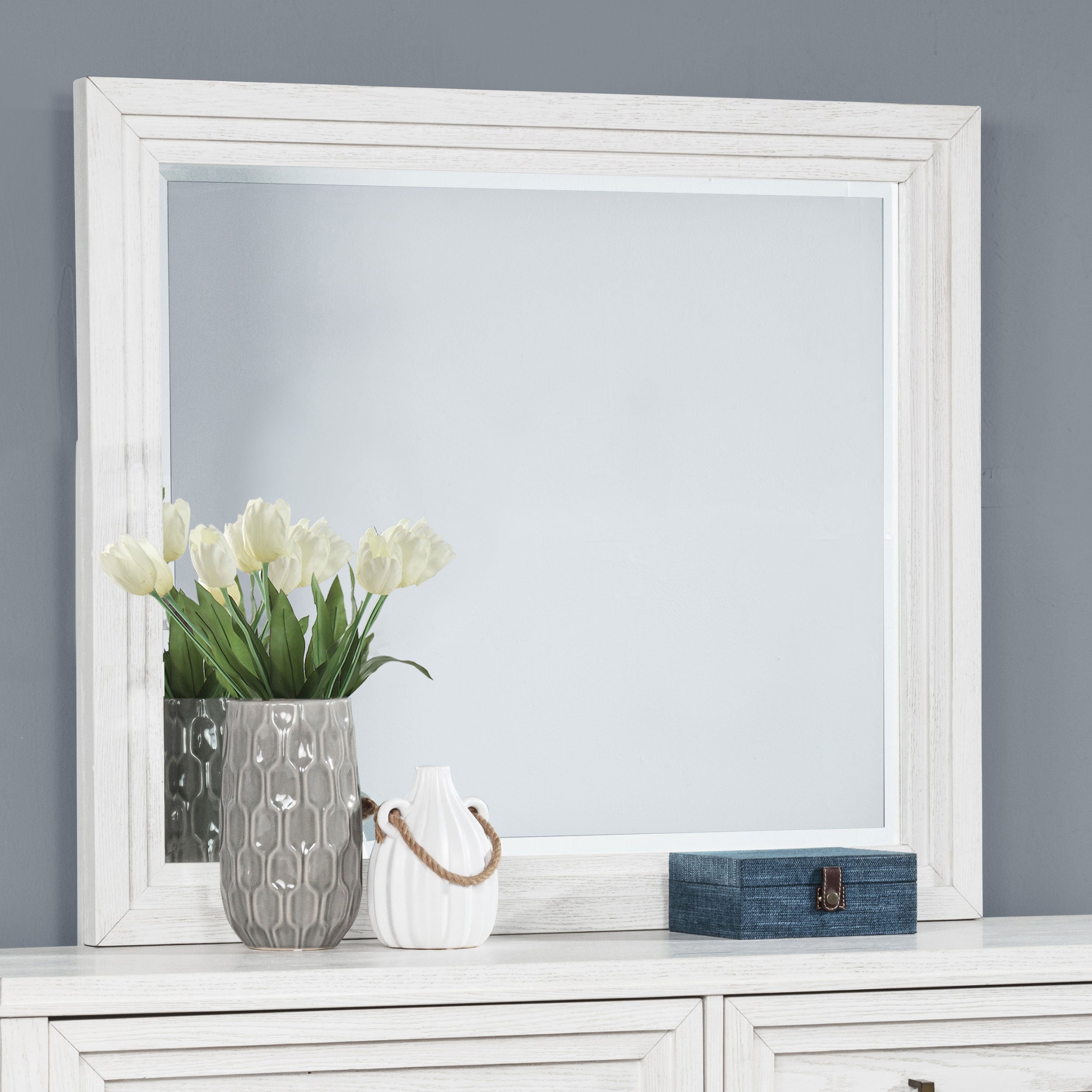 Marielle Dresser Mirror Distressed White -