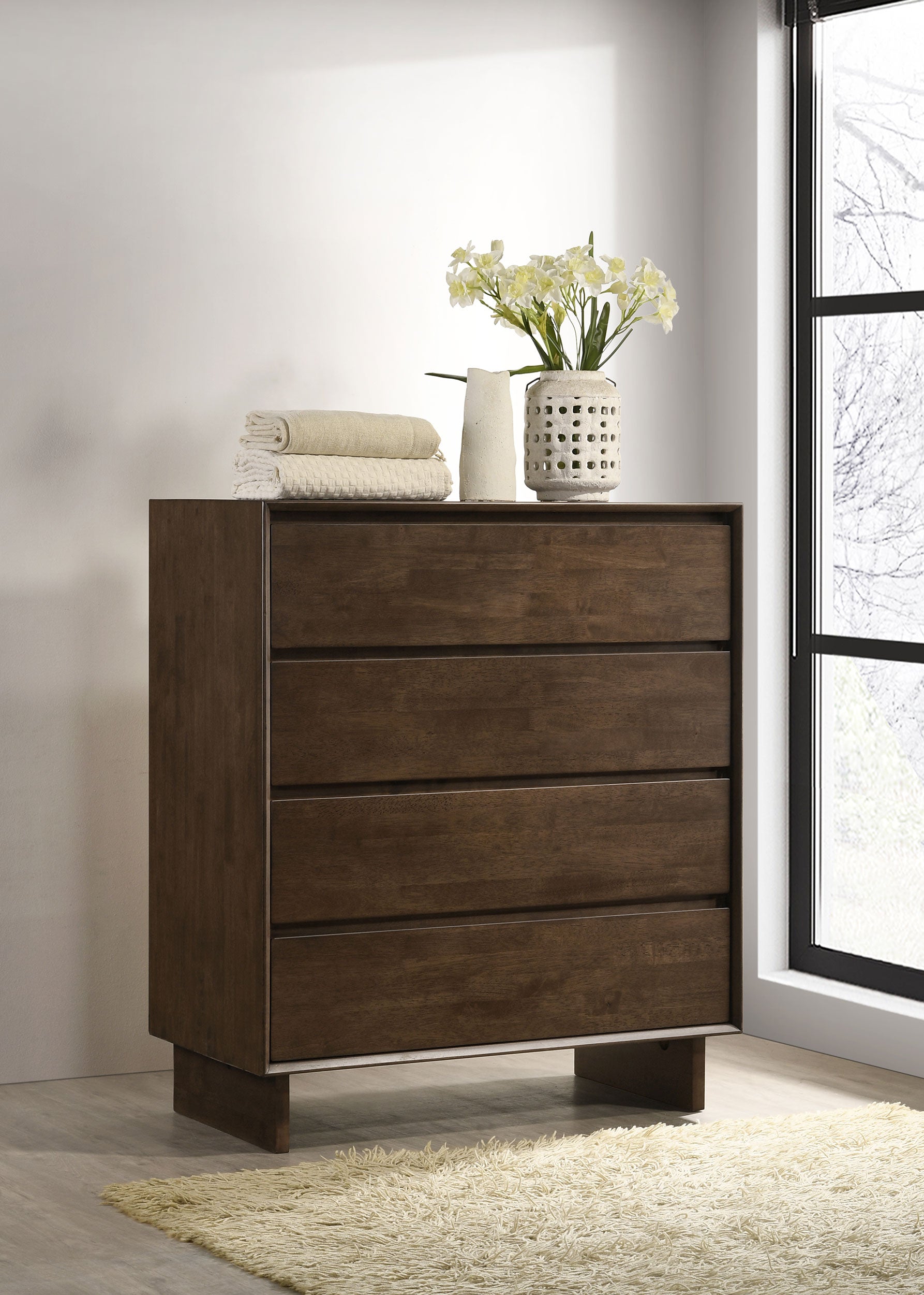 Glenwood 4-drawer Chest of Drawers Warm Brown-