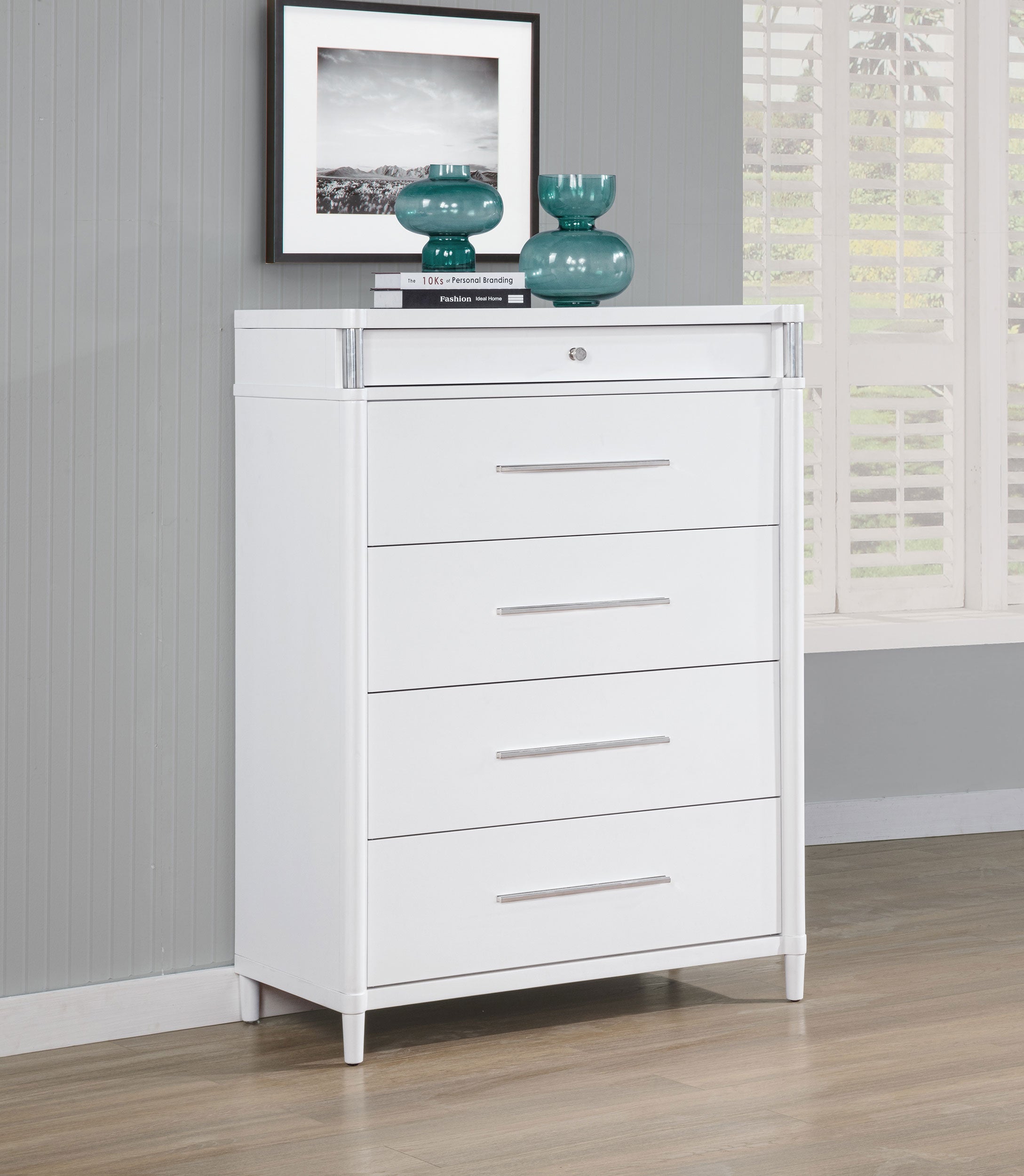 Gracemont 5-drawer Bedroom Chest of Drawers White-