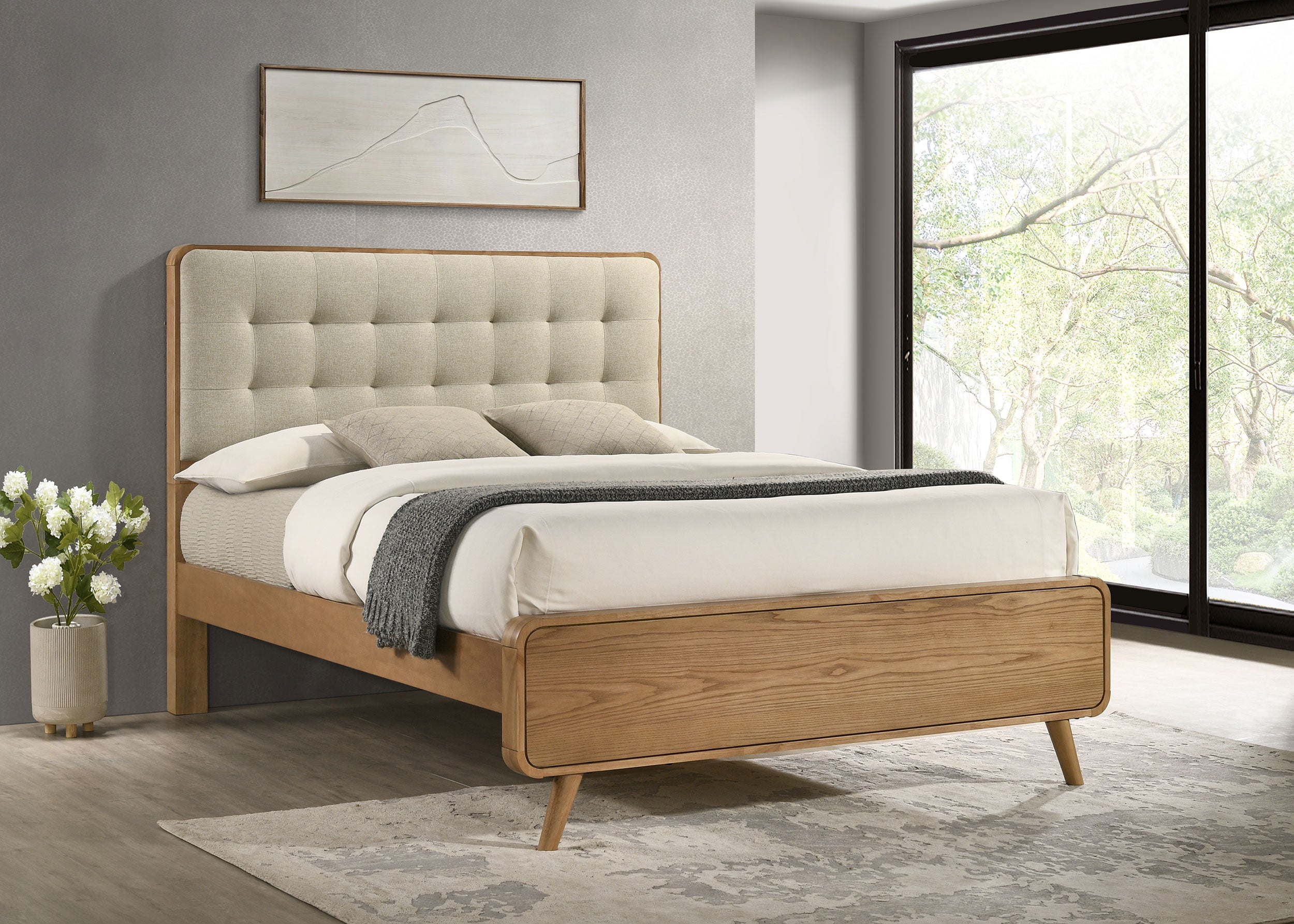Robyn Wood Queen Platform Bed Light Ash-