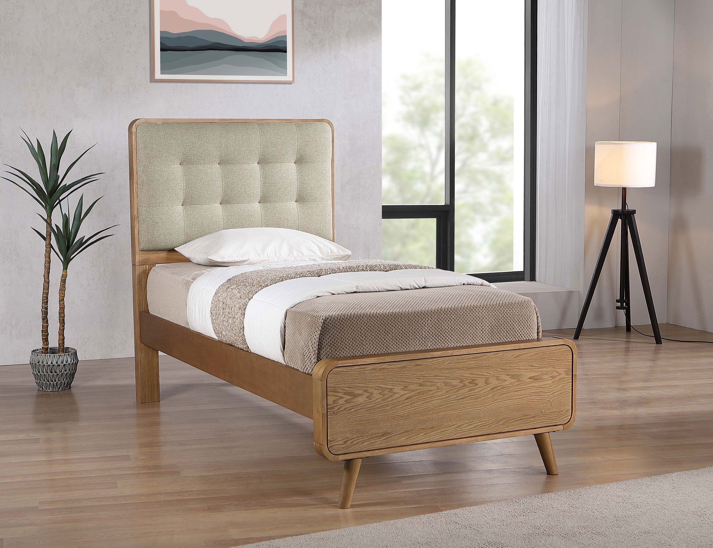Robyn Wood Twin Platform Bed Light Ash-