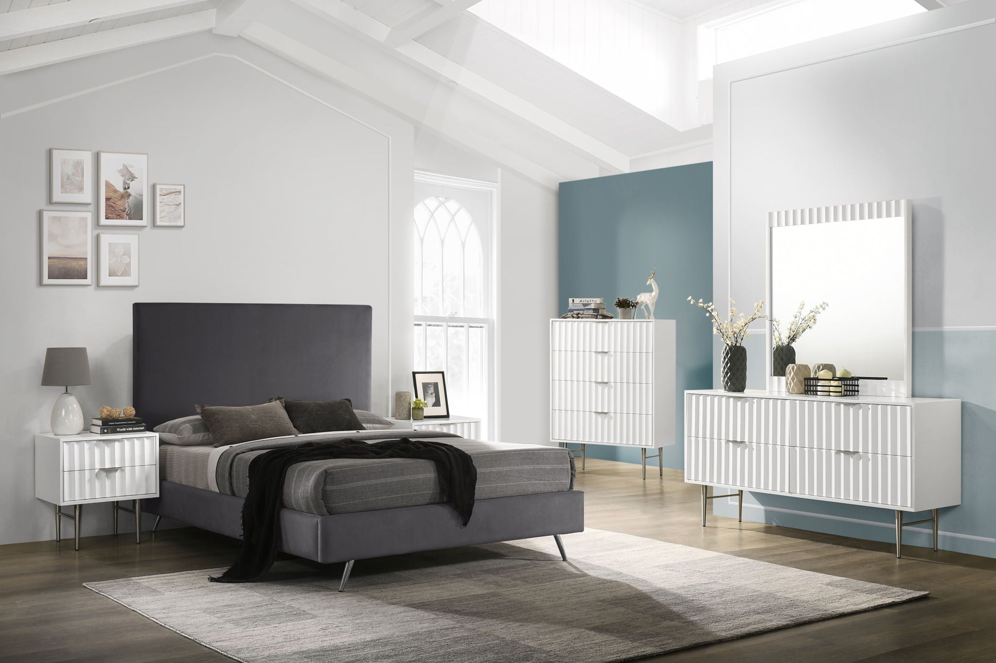 Modernist - Mirror - White