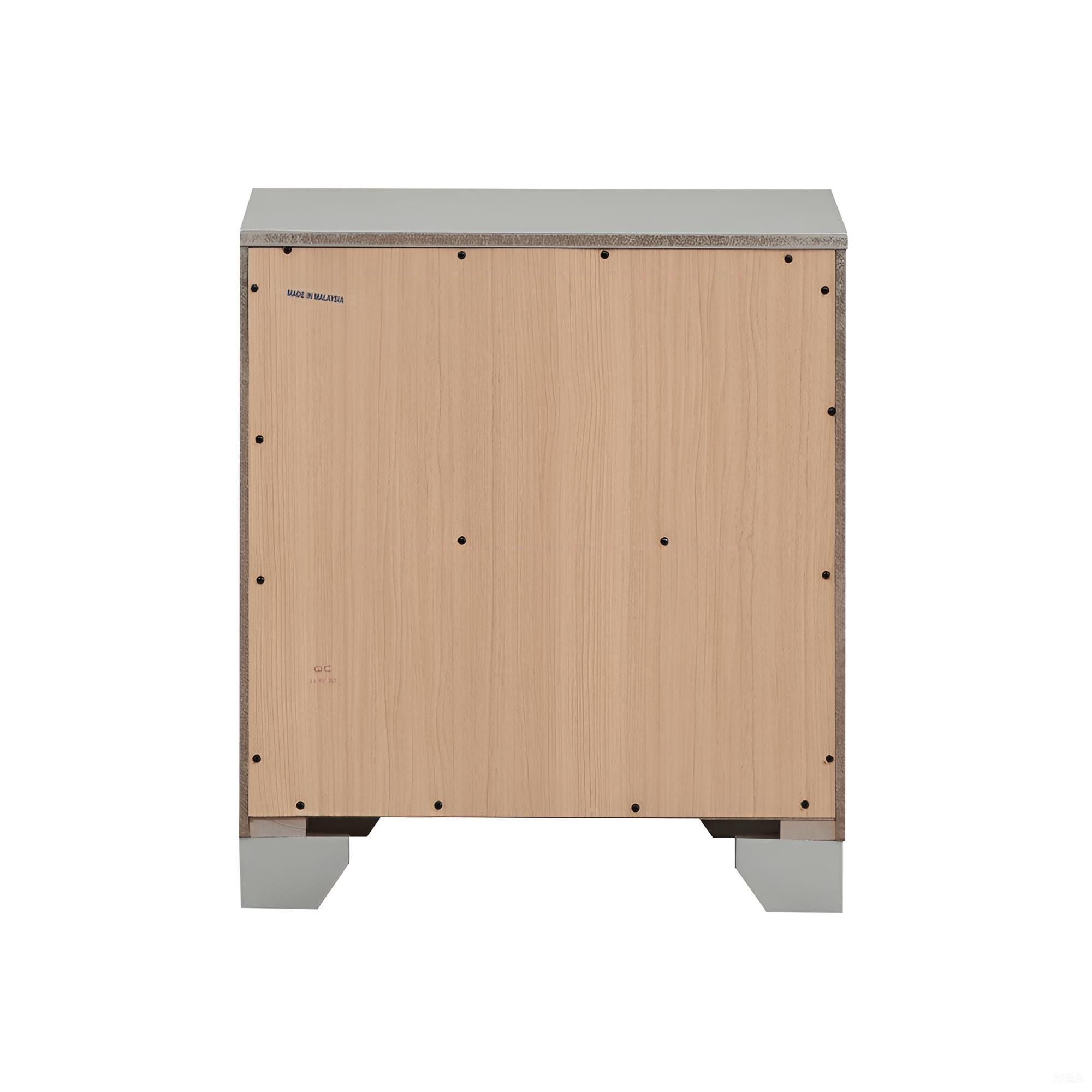 Madison - Nightstand - Silver Champagne