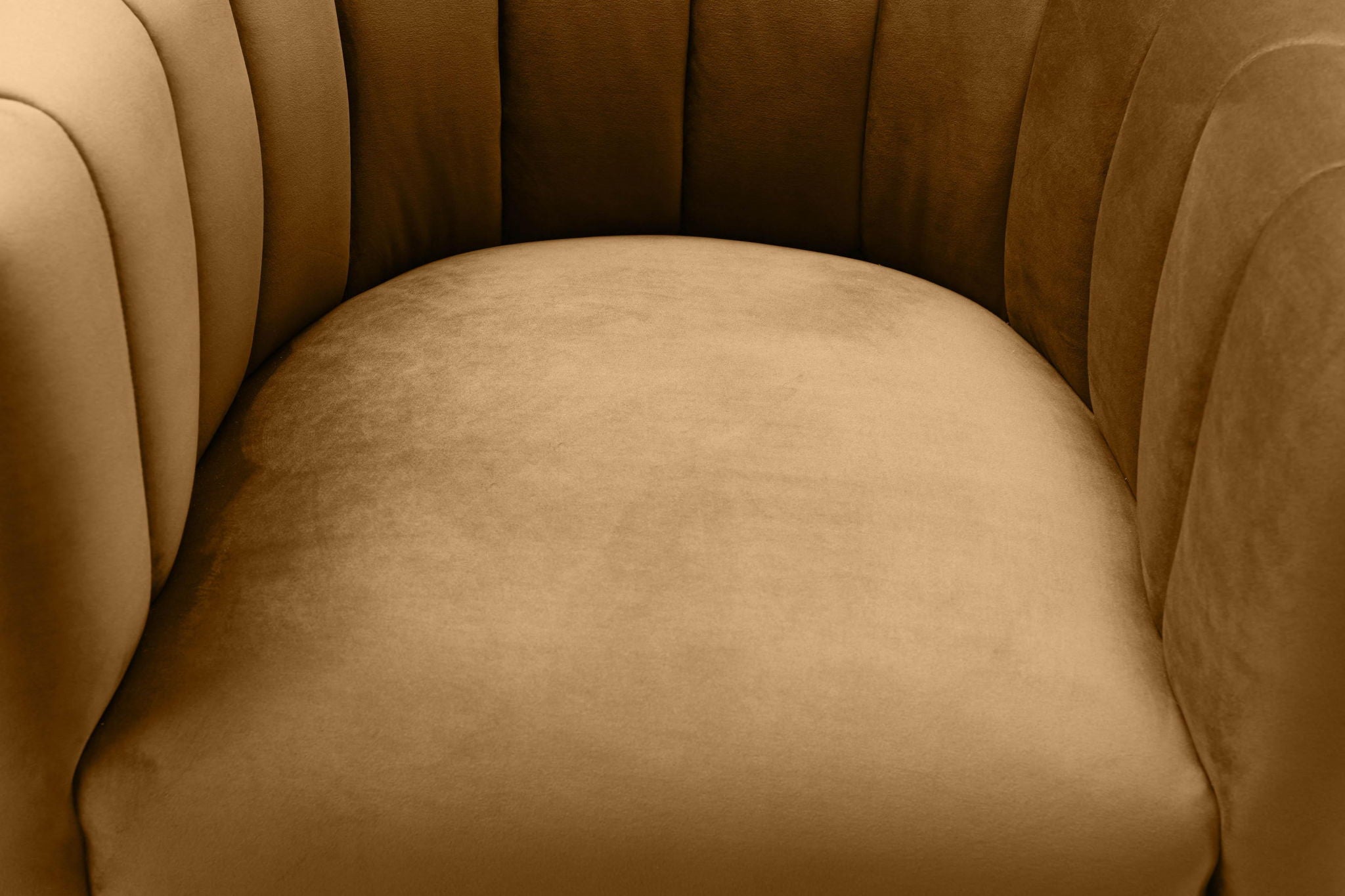 Magnolia - Velvet Chair