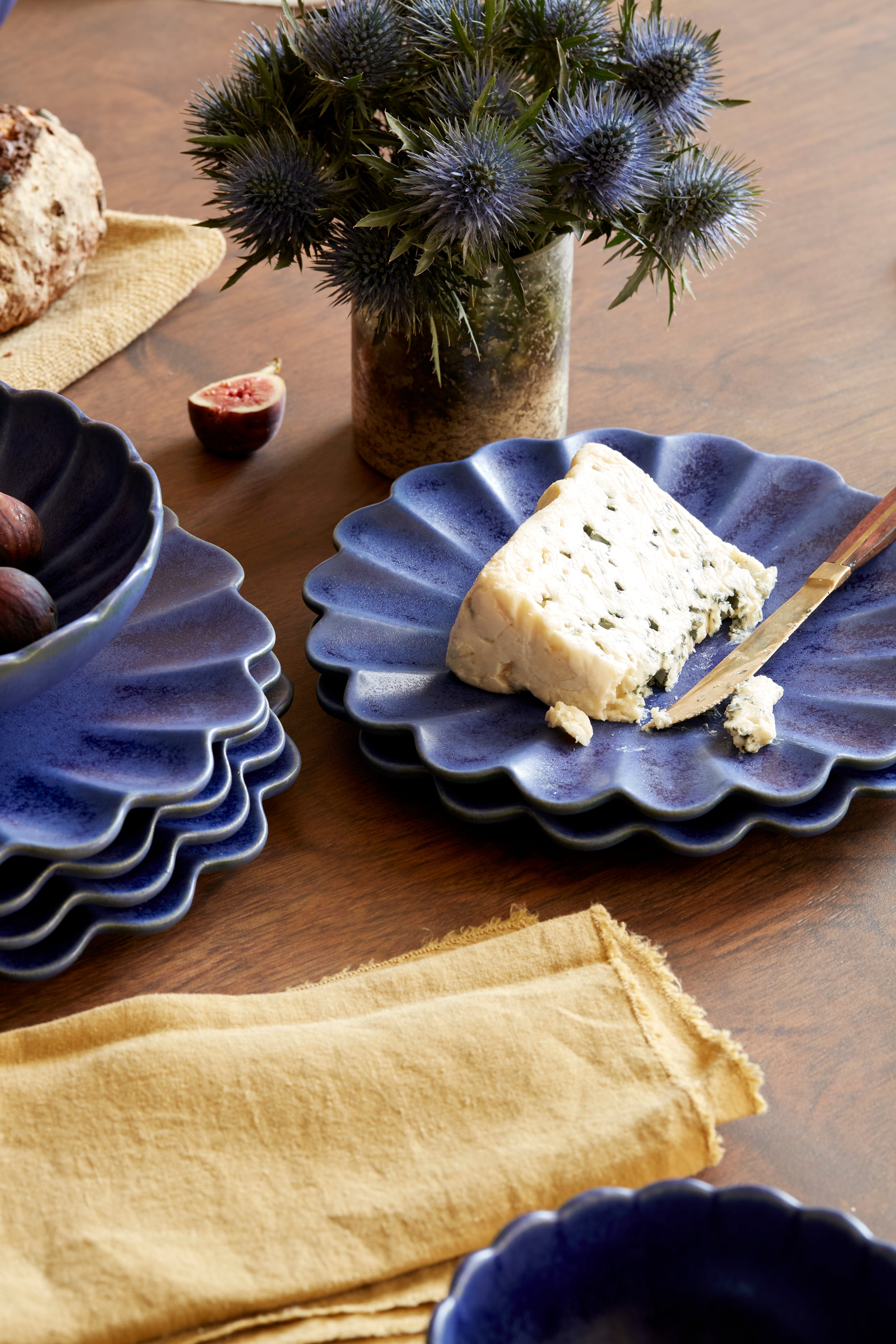 Dhalia Stoneware Salad Plate - Blue