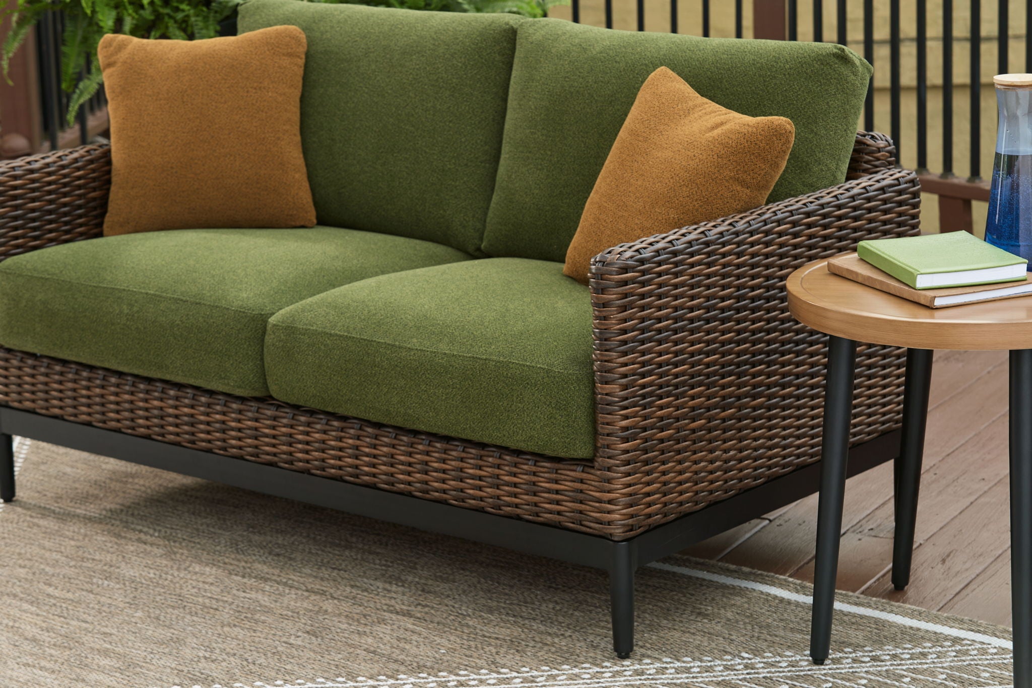 Horizon Hall - Loveseat With Cushion - Brown / Green - Best Buy Furniture