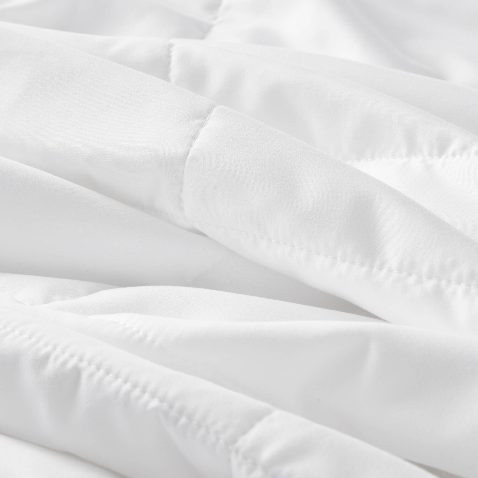 Down Alternative Blanket