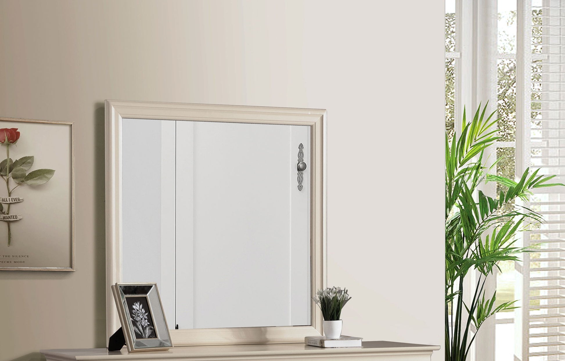 Traditional Wall Mirror For Any Space - Best Buy Furniture