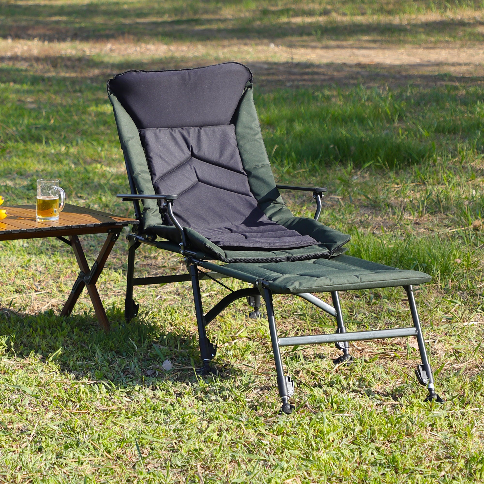 Camping Lounge Chair With Detachable Footrest, Portable Folding Reclining Camping Chair With Adjustable Backrest For Indoor And Outdoor Camping Beach Hiking Fishing - Green / Black