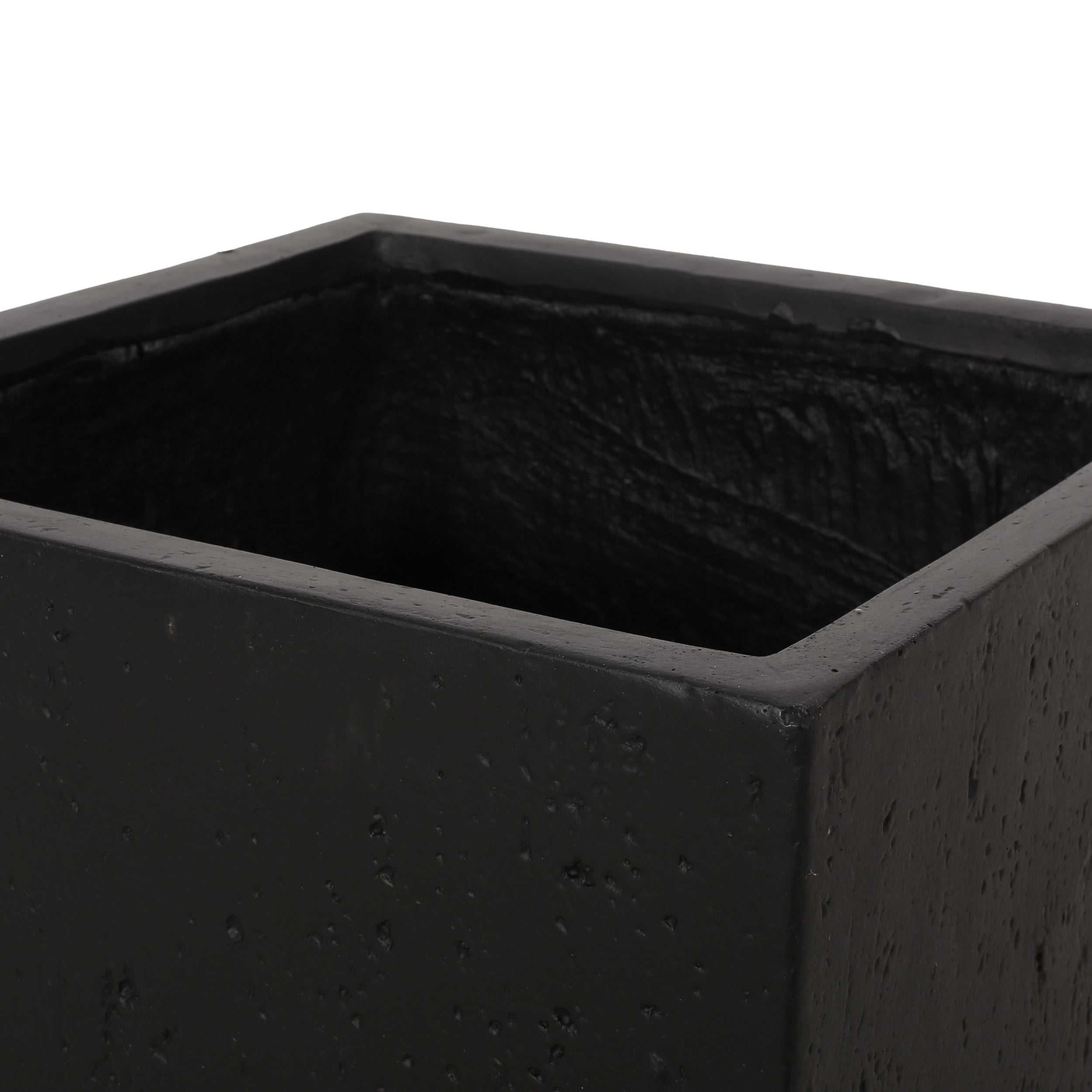 21.5' L Outdoor Magnesium Oxide Planter in Black