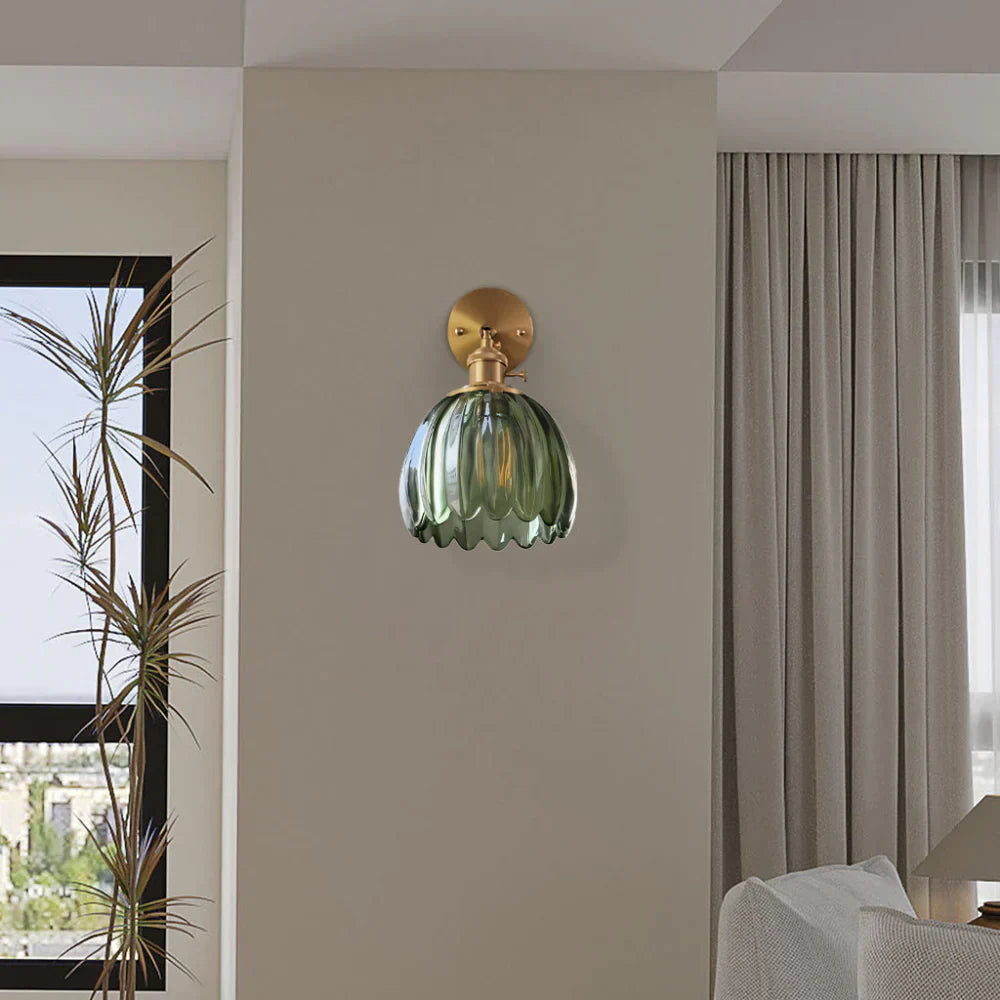 Vintage Brass Tulip Glass Wall Sconce 1-Light Classic Wall Light