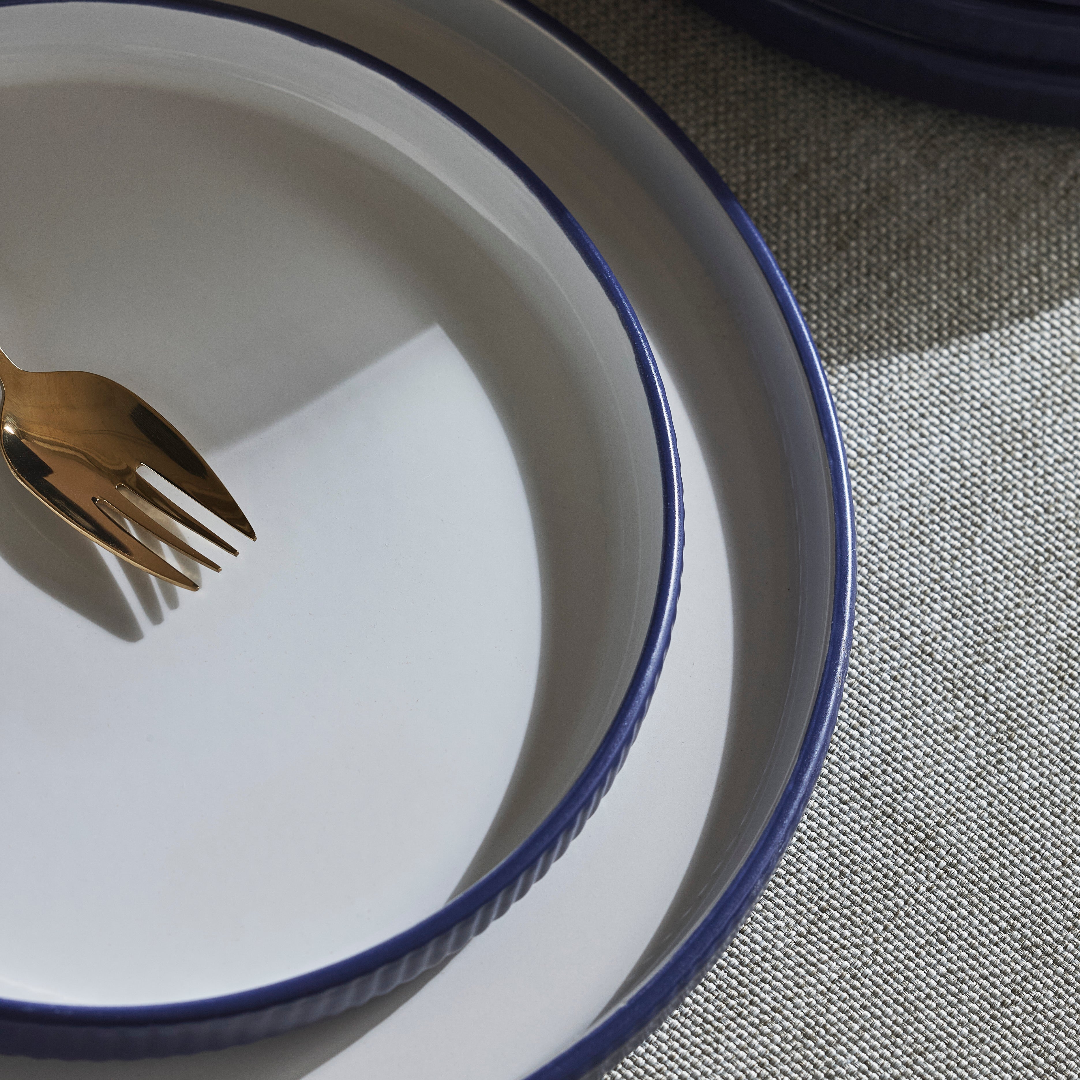 Laro Stoneware Dinnerware Set - Dark Blue