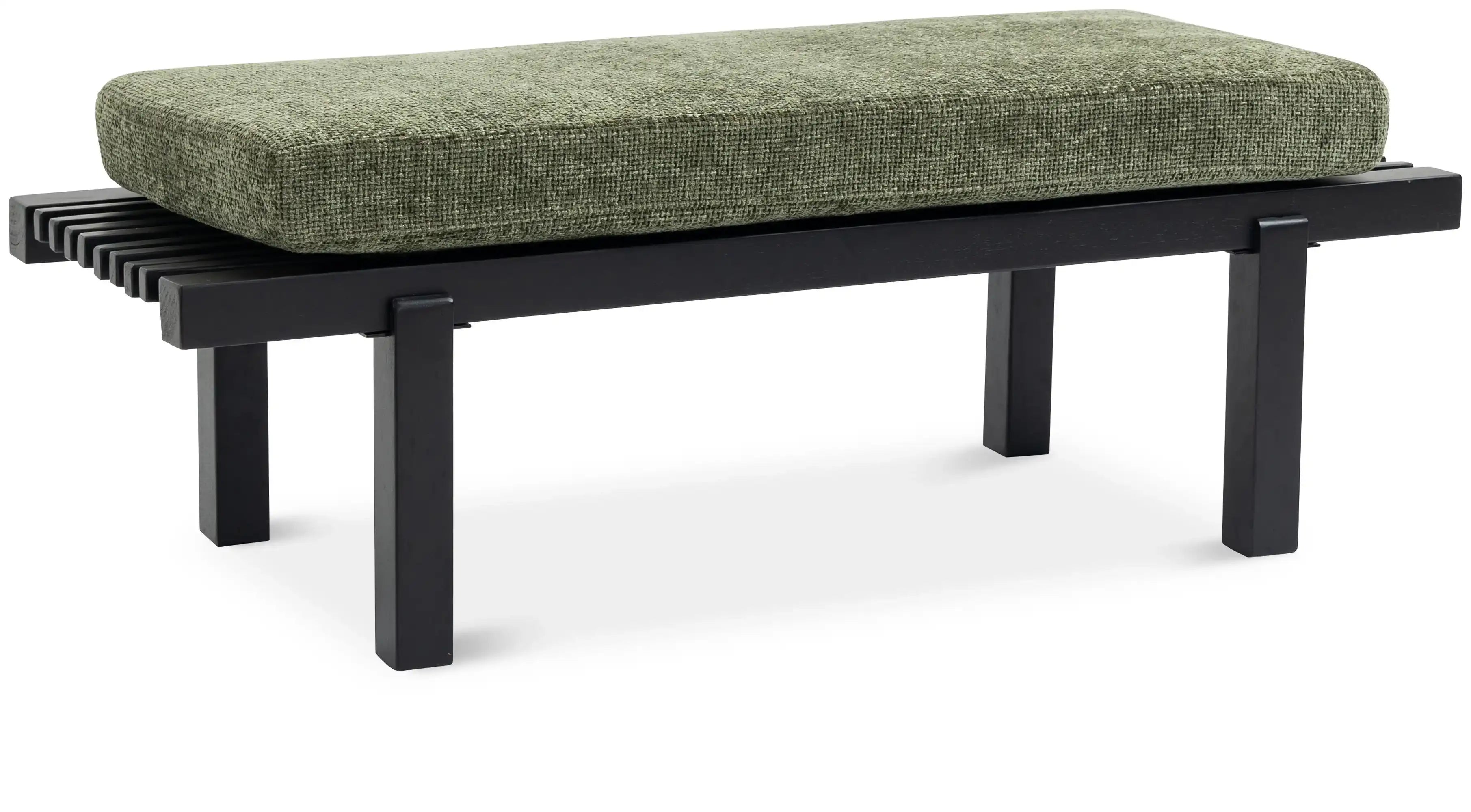 Naya - Bench
