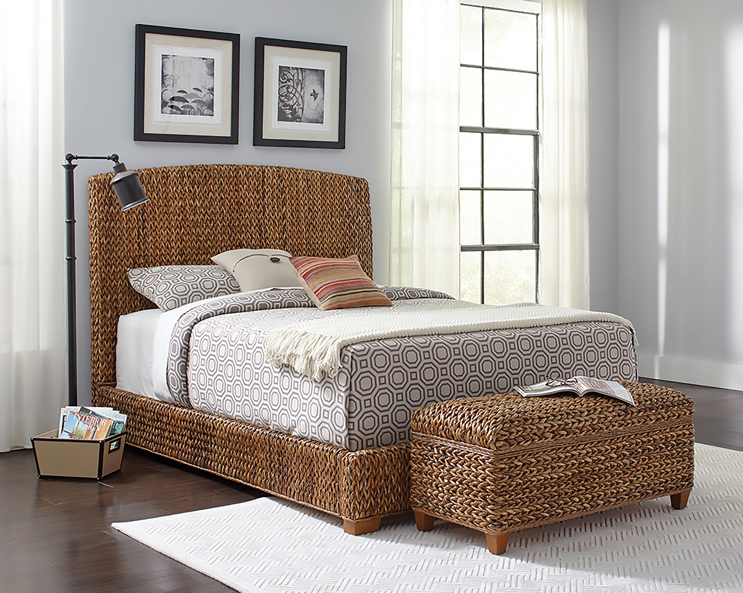 Laughton Banana Leaf Queen Panel Bed Amber-CoasterEssence
