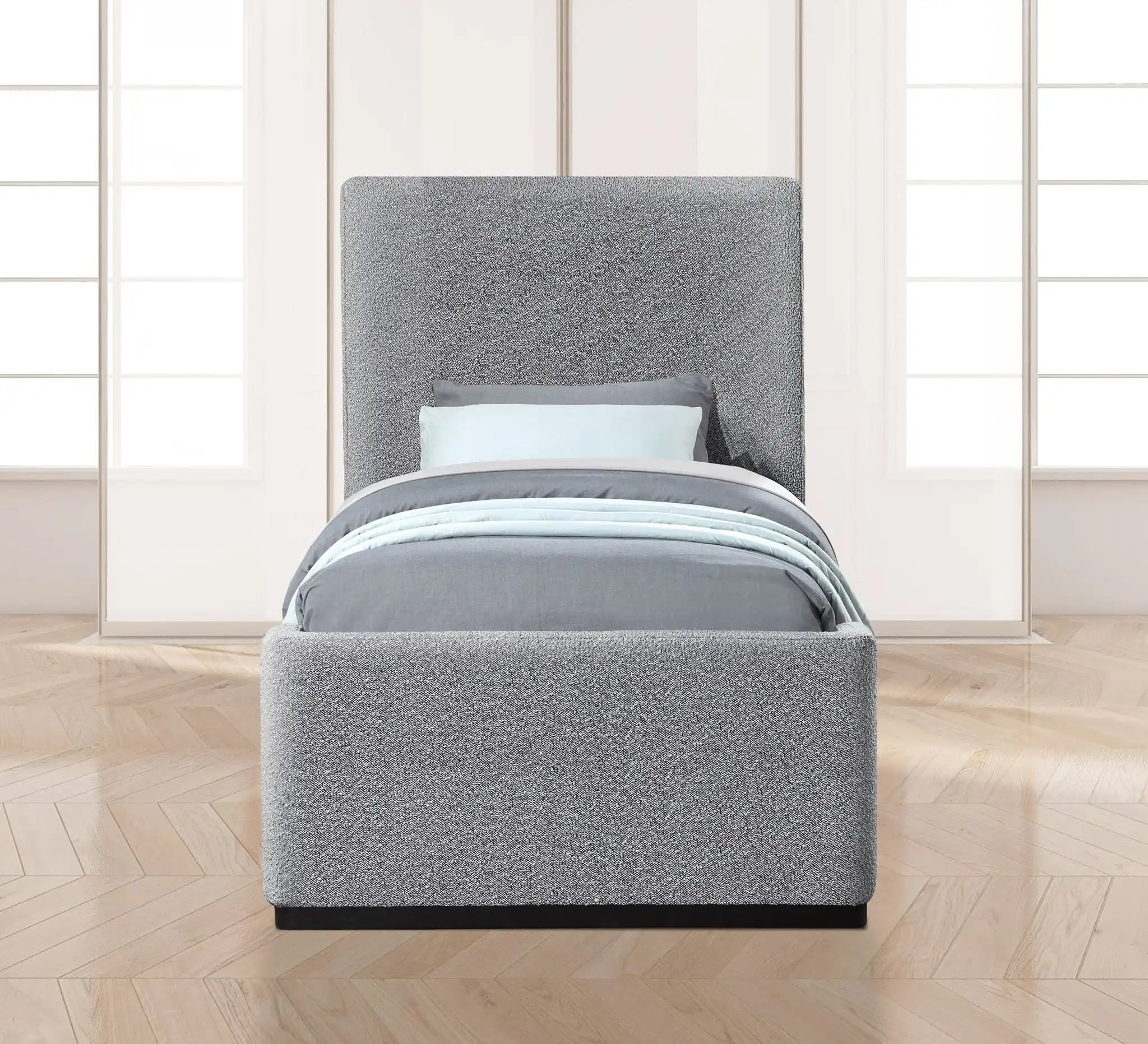 Oliver - Bed