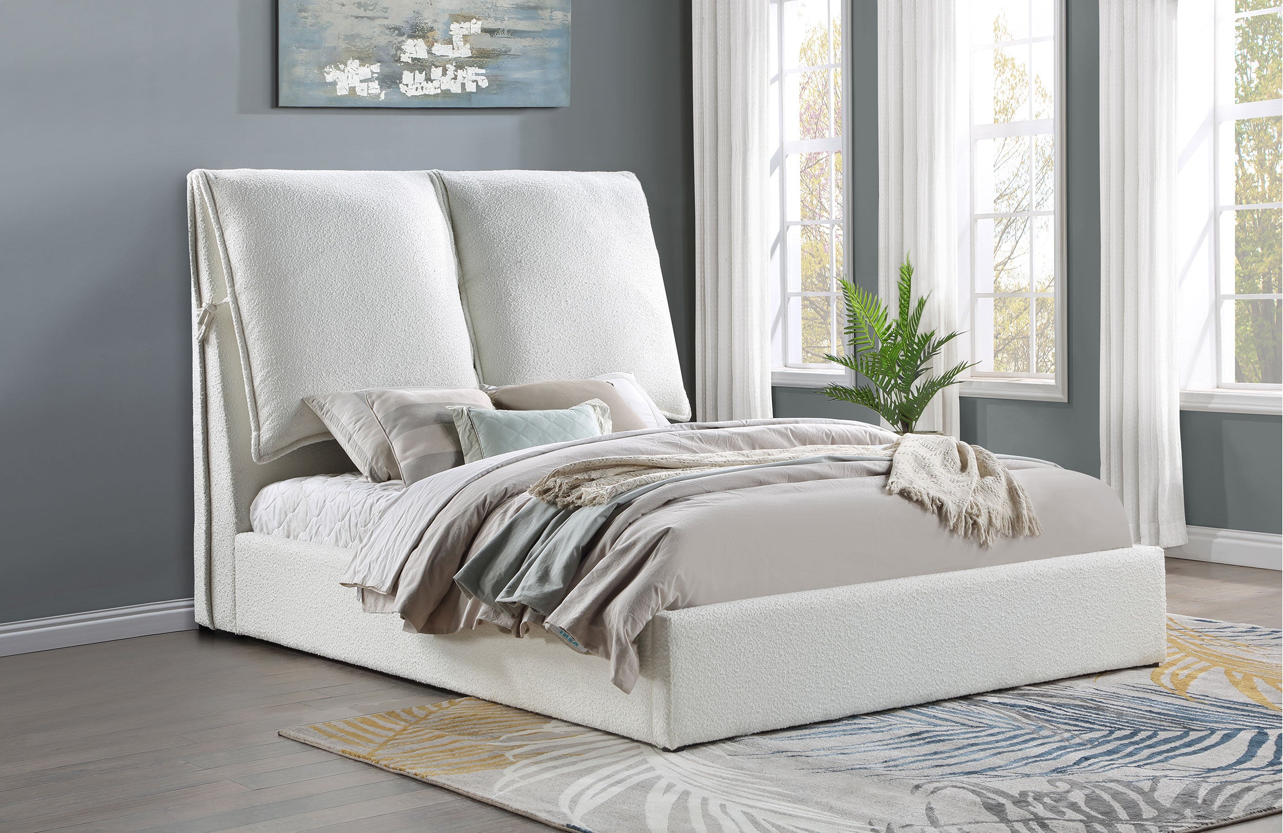 Gwendoline Upholstered Queen Panel Bed White-