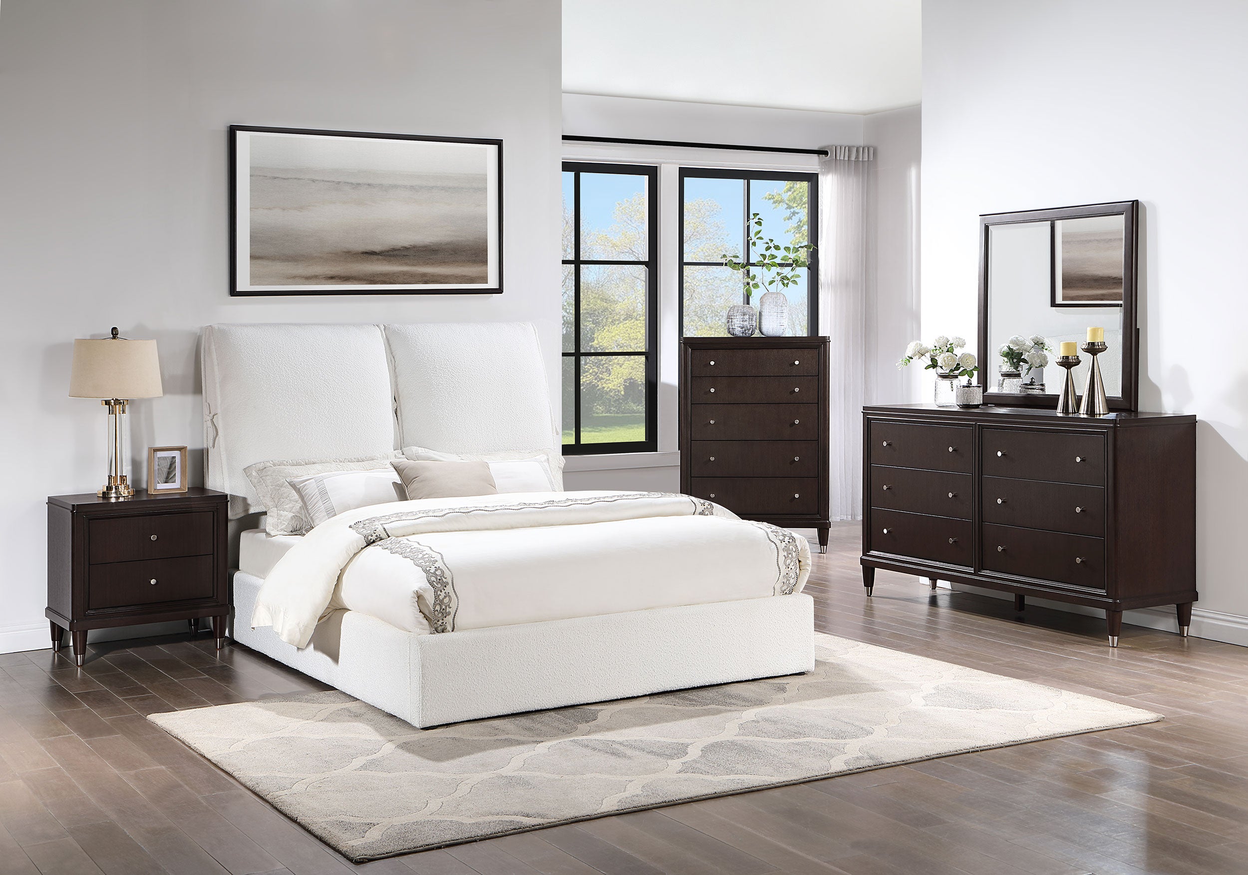 Gwendoline Upholstered Queen Panel Bed White-