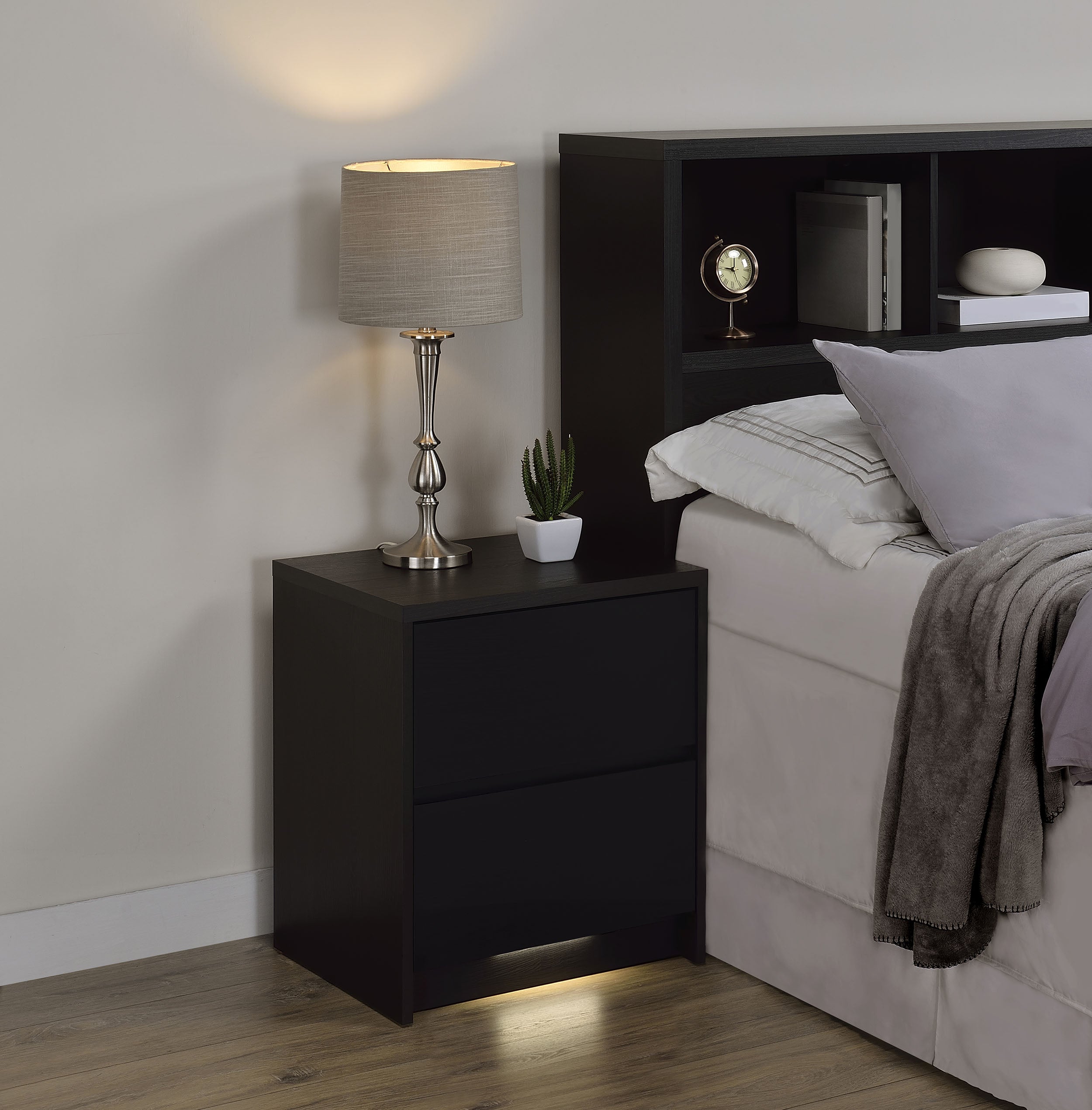 Westpark 2-drawer Nightstand LED Lights and USB Black-