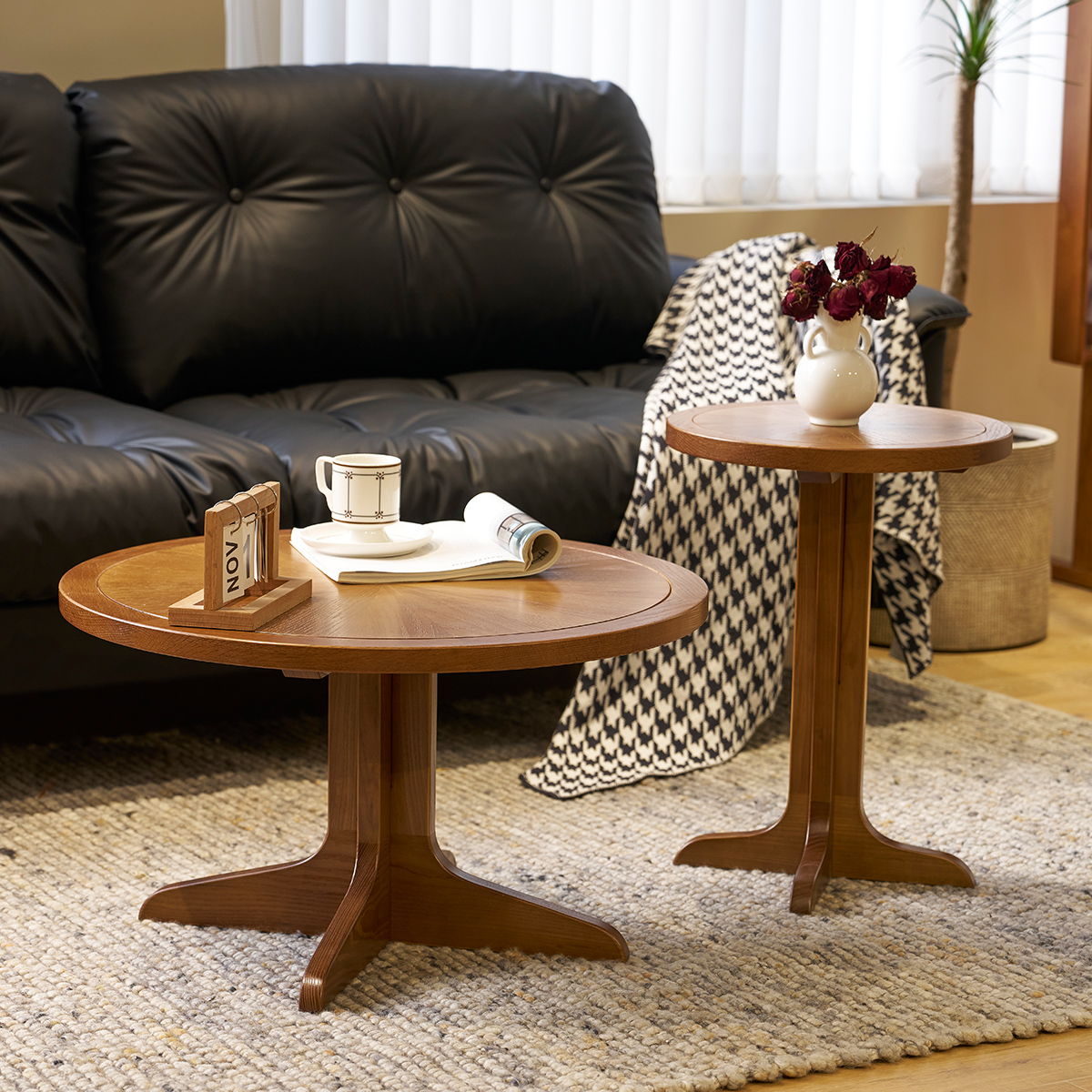 2 Piece Modern Farmhouse Living Room Coffee Table Set, Stylish And Elegant Nesting Round Wooden Table, Side End Table Set For Living Room - Brown
