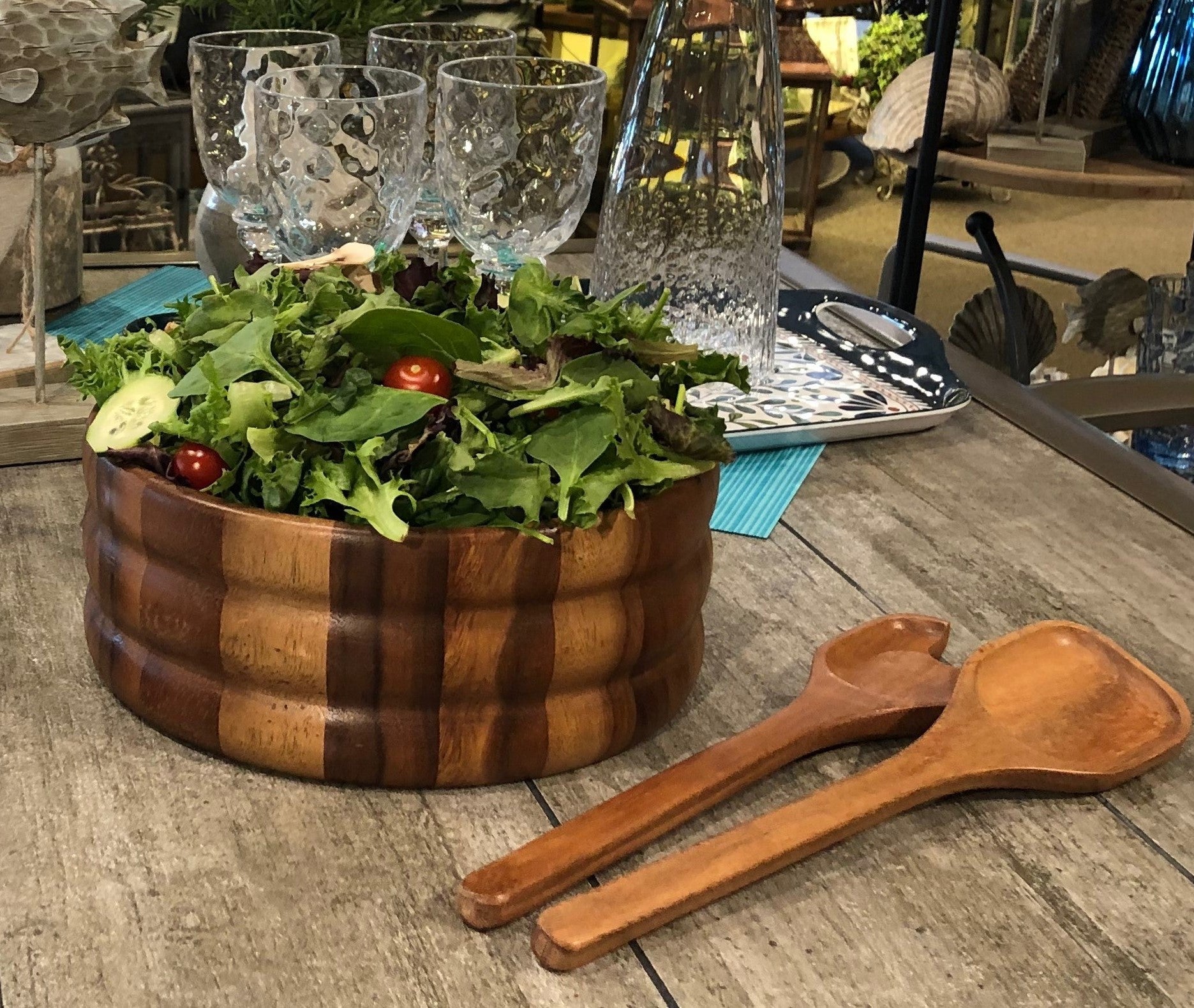 Extra Large Salad Bowl with Servers