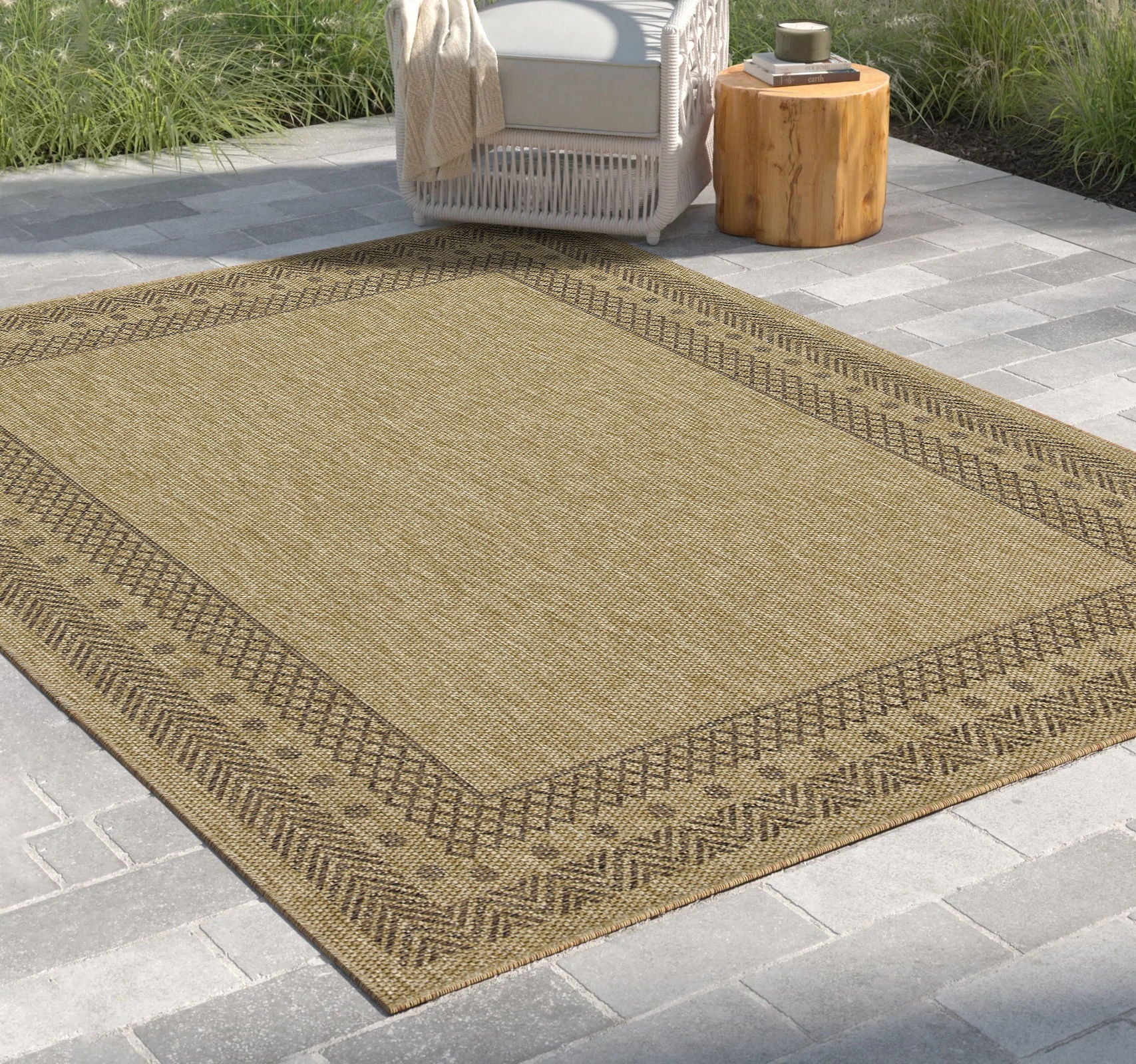 Earth - Polypropylene, Indoor, Outdoor Area Rug Versatile Elegance - Best Buy Furniture