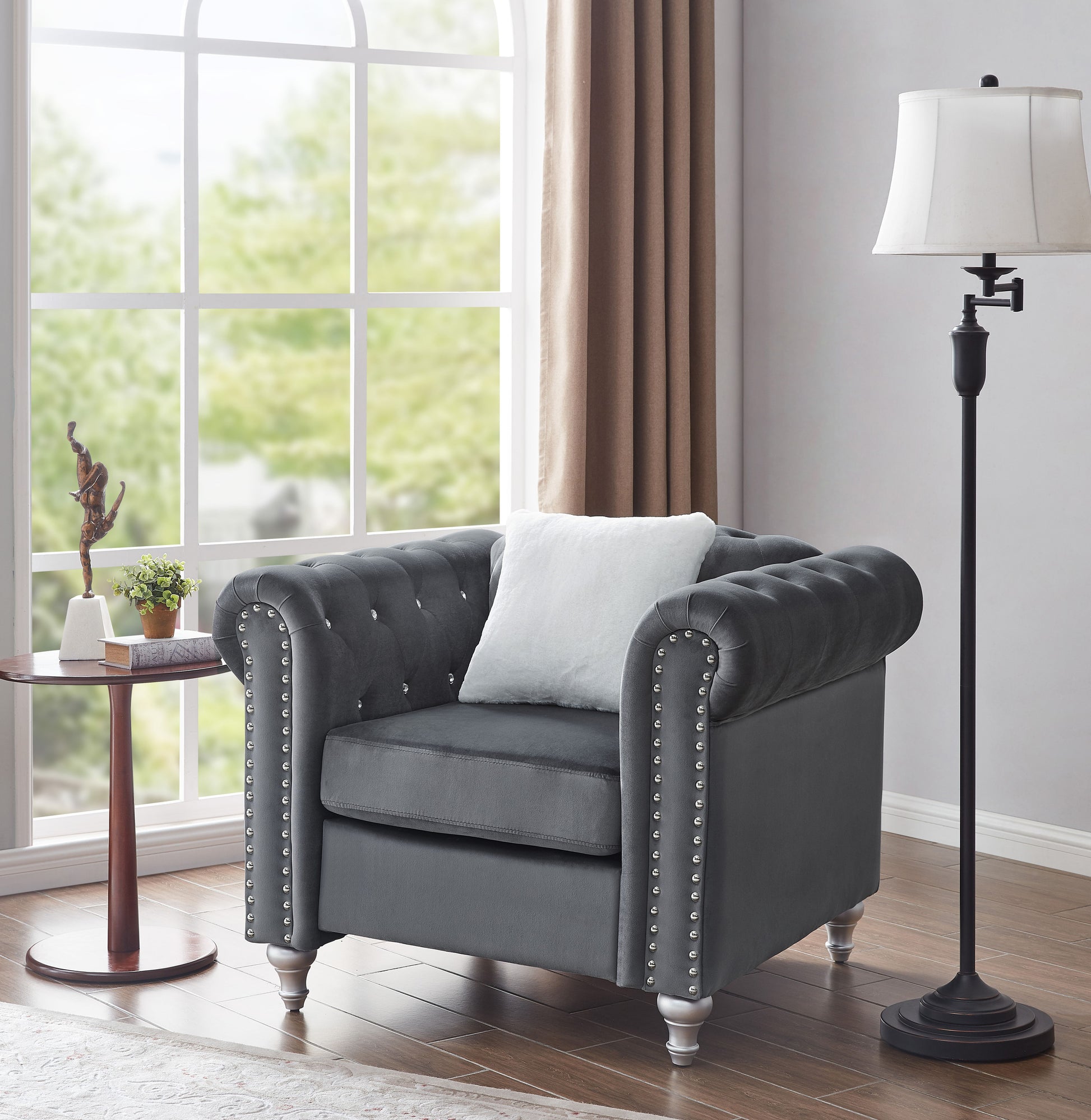 Stylish Contemporary Lounge Chair - Best Buy Furniture