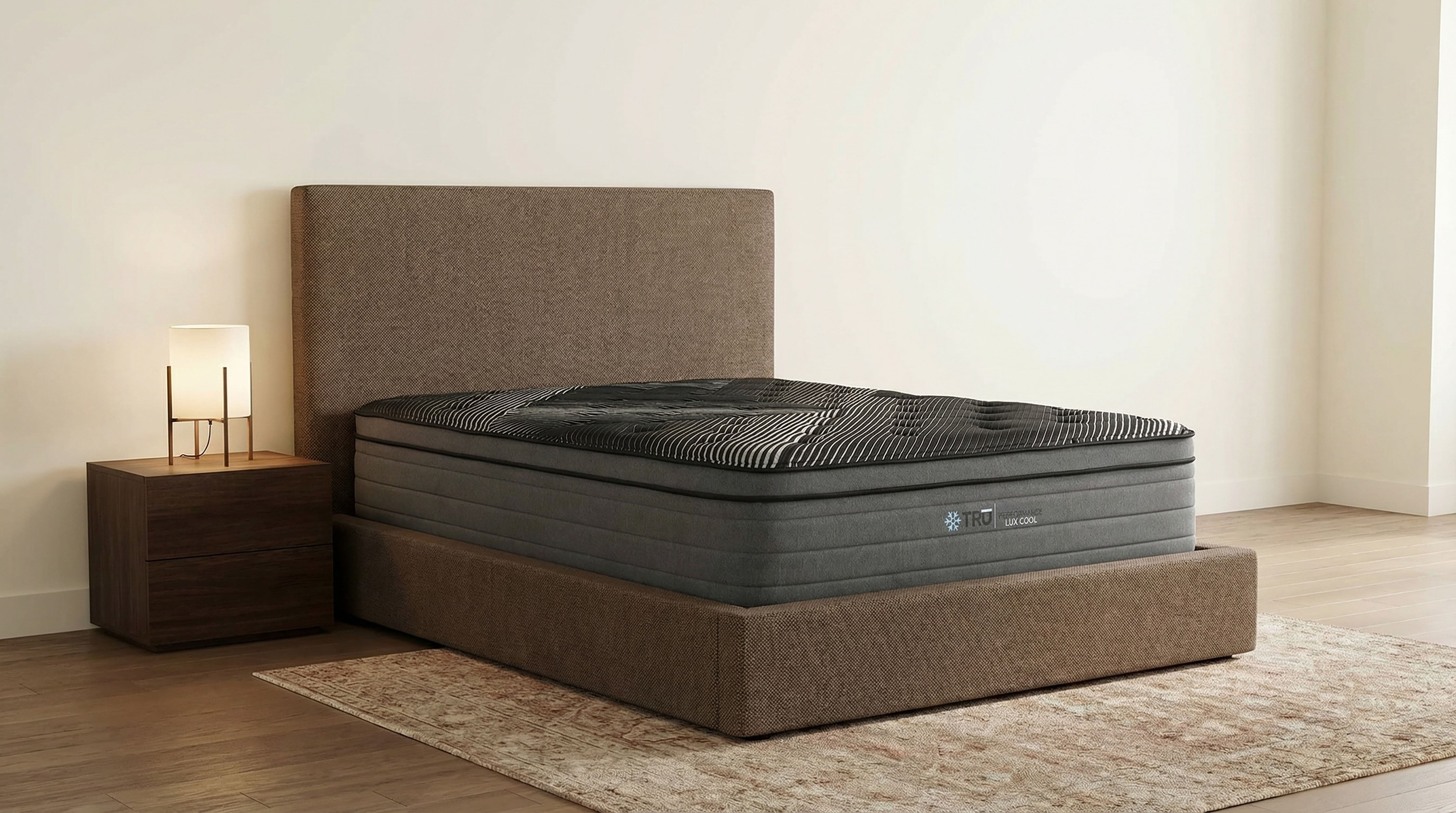 Montlake 14-inch California King Cool Firm Foam Hybrid Mattress-