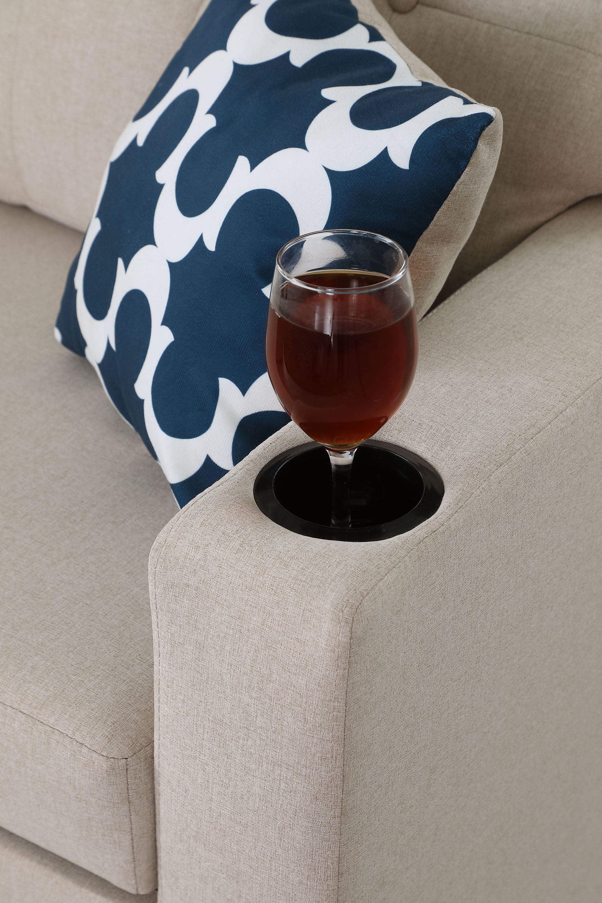 82" Width Sectional With Storage Chaise And Cupholder Armrest - Best Buy Furniture