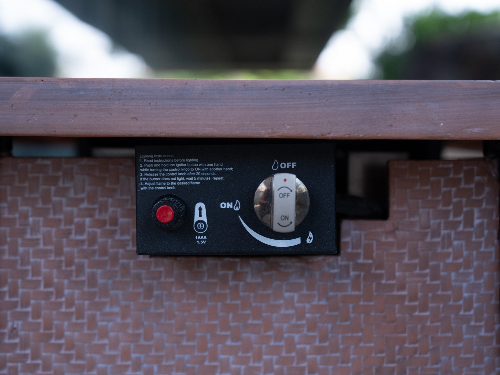 25" H Outdoor Patio Propane Gas Fire Pit Table - 50,000 BTU High-temperature-resistant