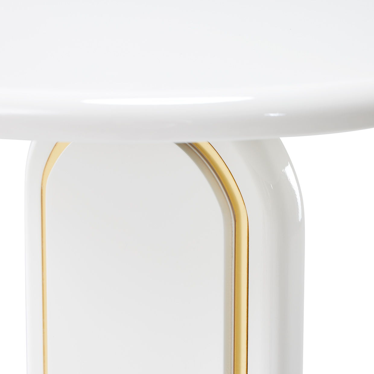 Sassani - Table