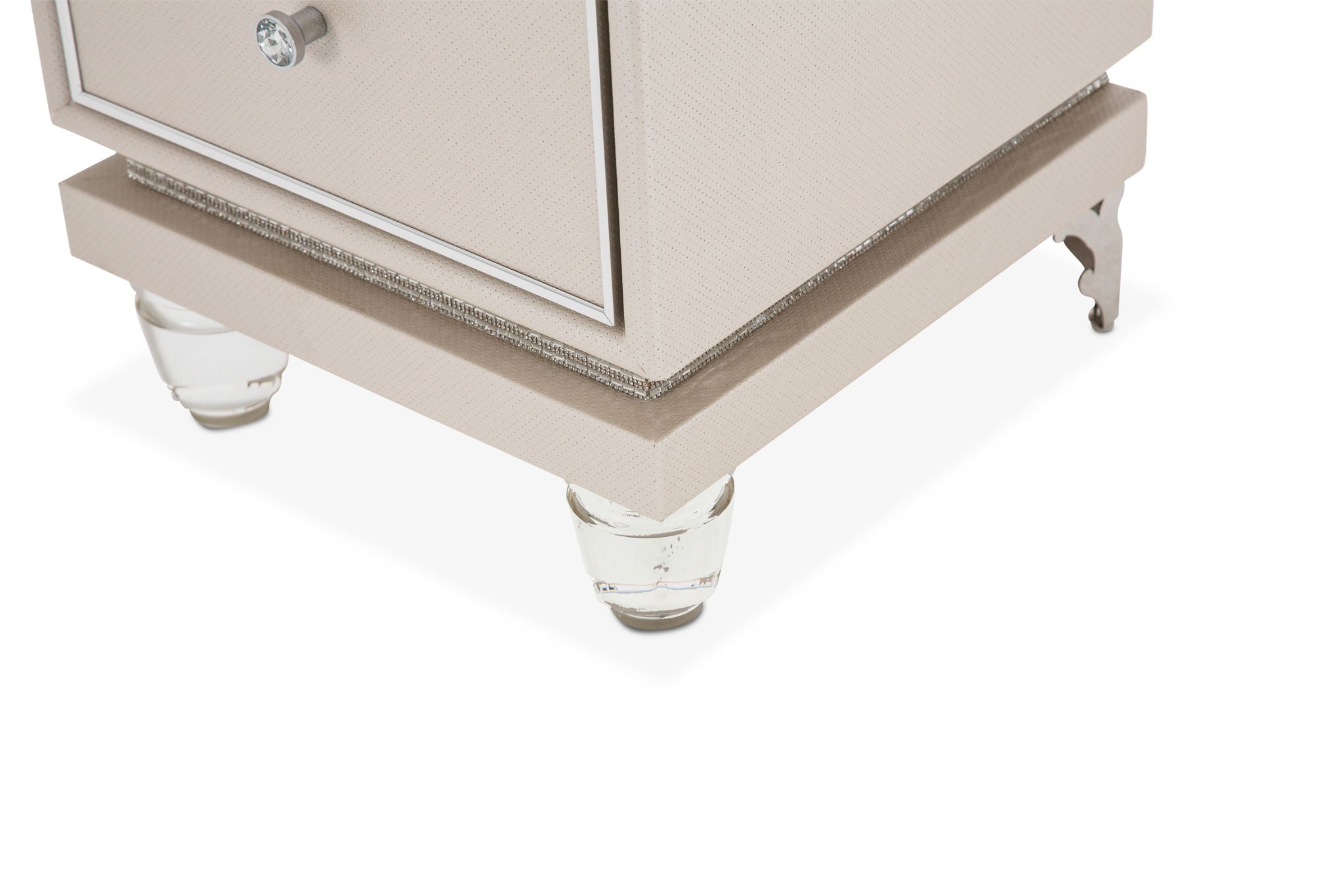 Glimmering Heights - Upholstered Vanity - Ivory