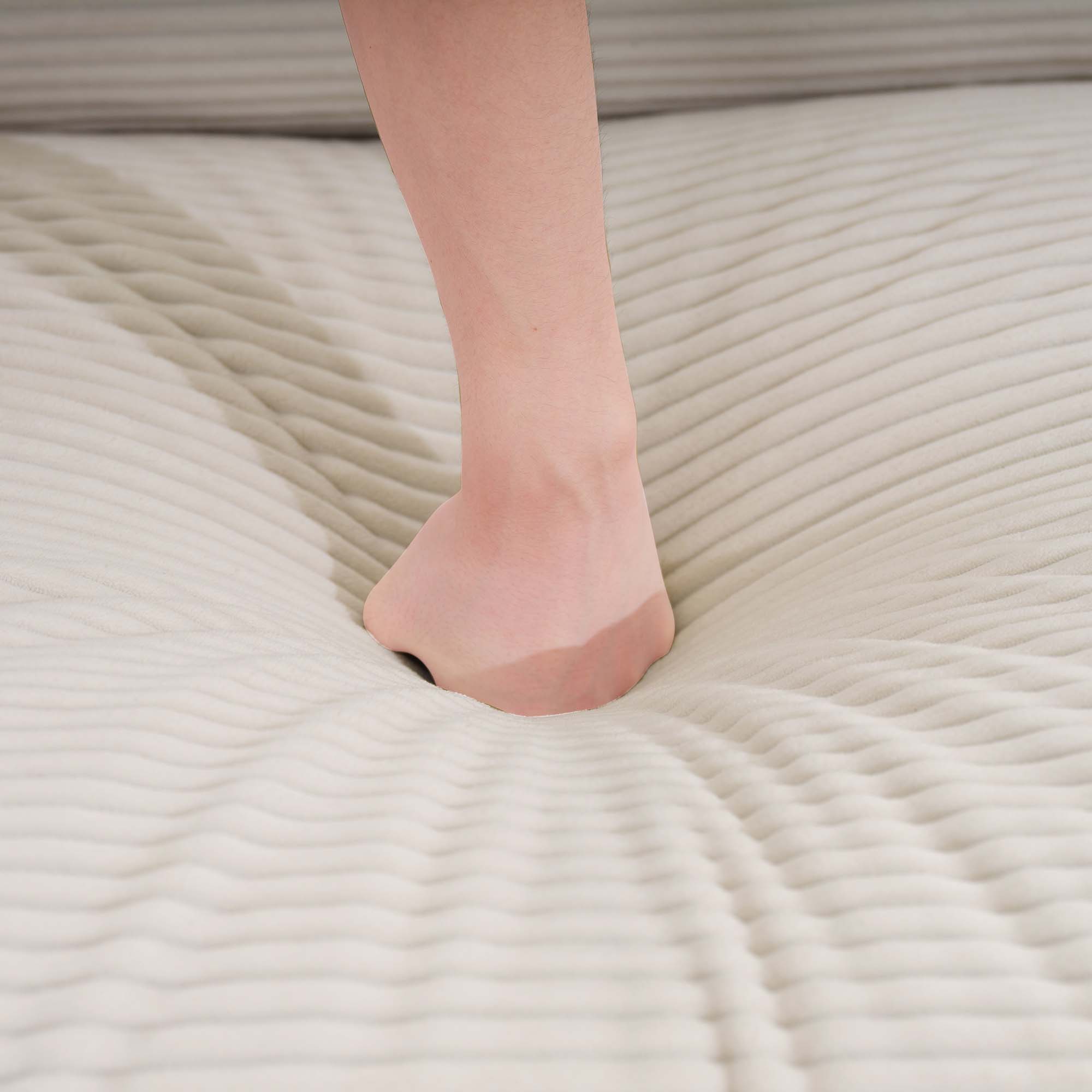 Modern Classic Corduroy Fabric Single Chair Deep Seat Sofa With Pillow