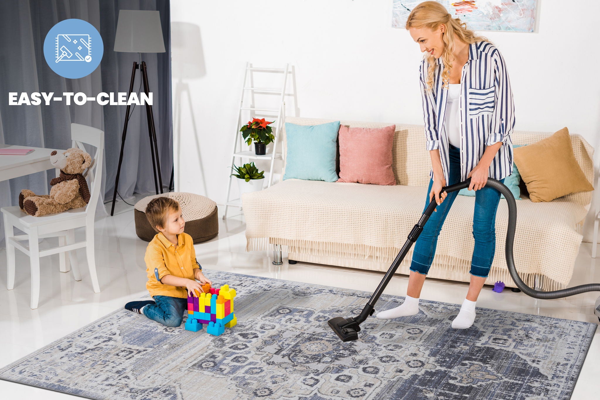 Payas - 8' X 10' Medallion Area Rug - Cream / Blue