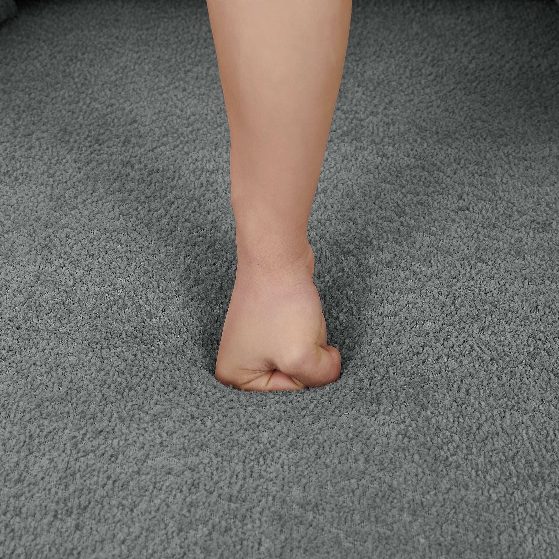 18191056