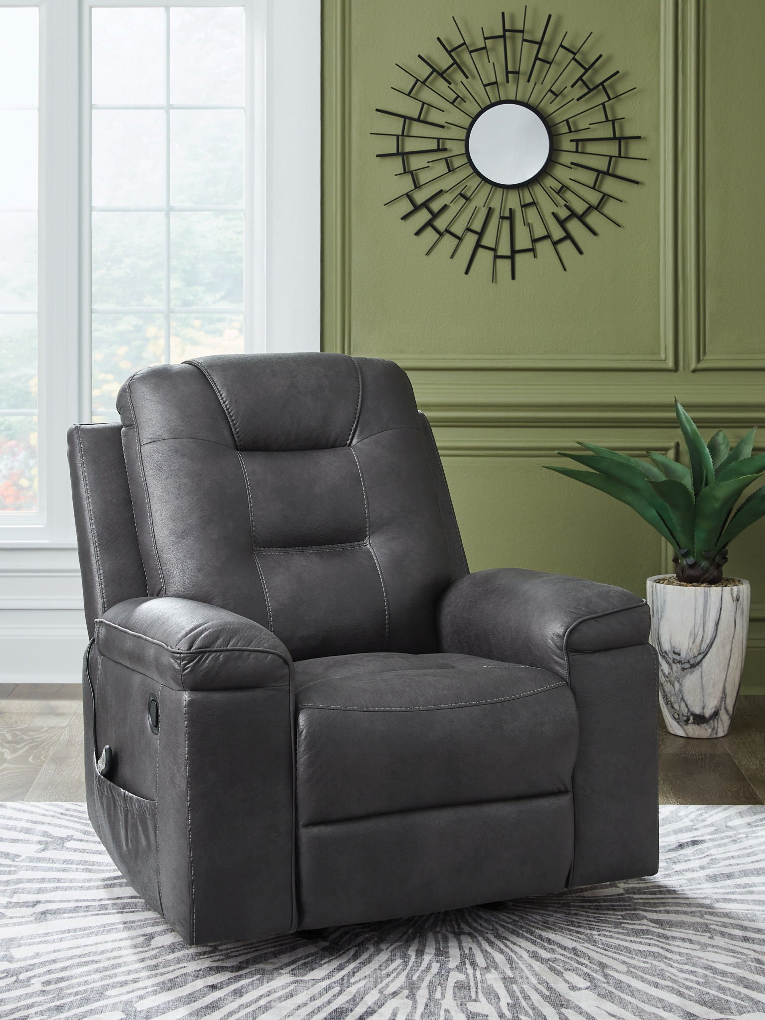 Stockworth - Rocker Recliner