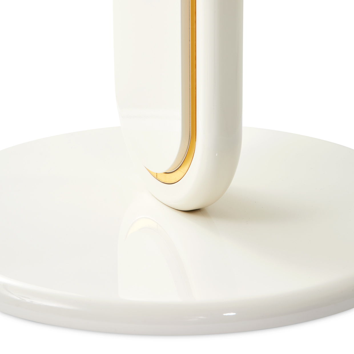 Sassani - Table