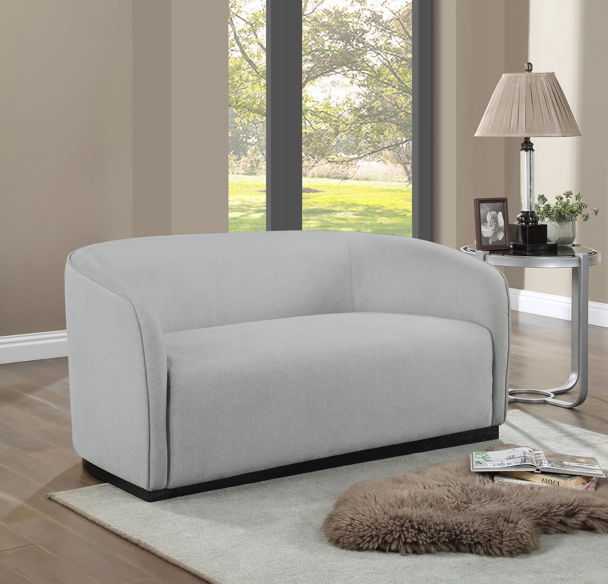 Mylah - Loveseat