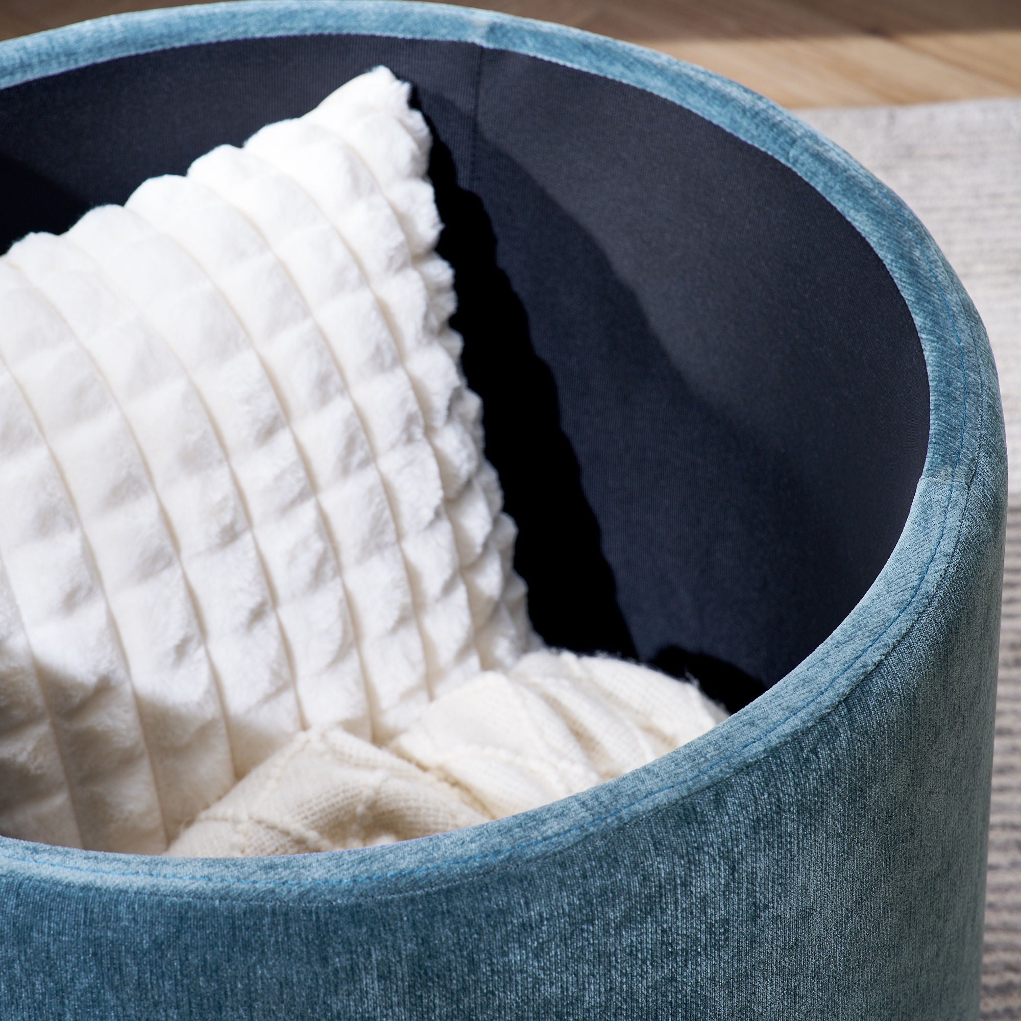 Classic 2 Piece Round Storage Ottoman Set With Drum Shaped Stool