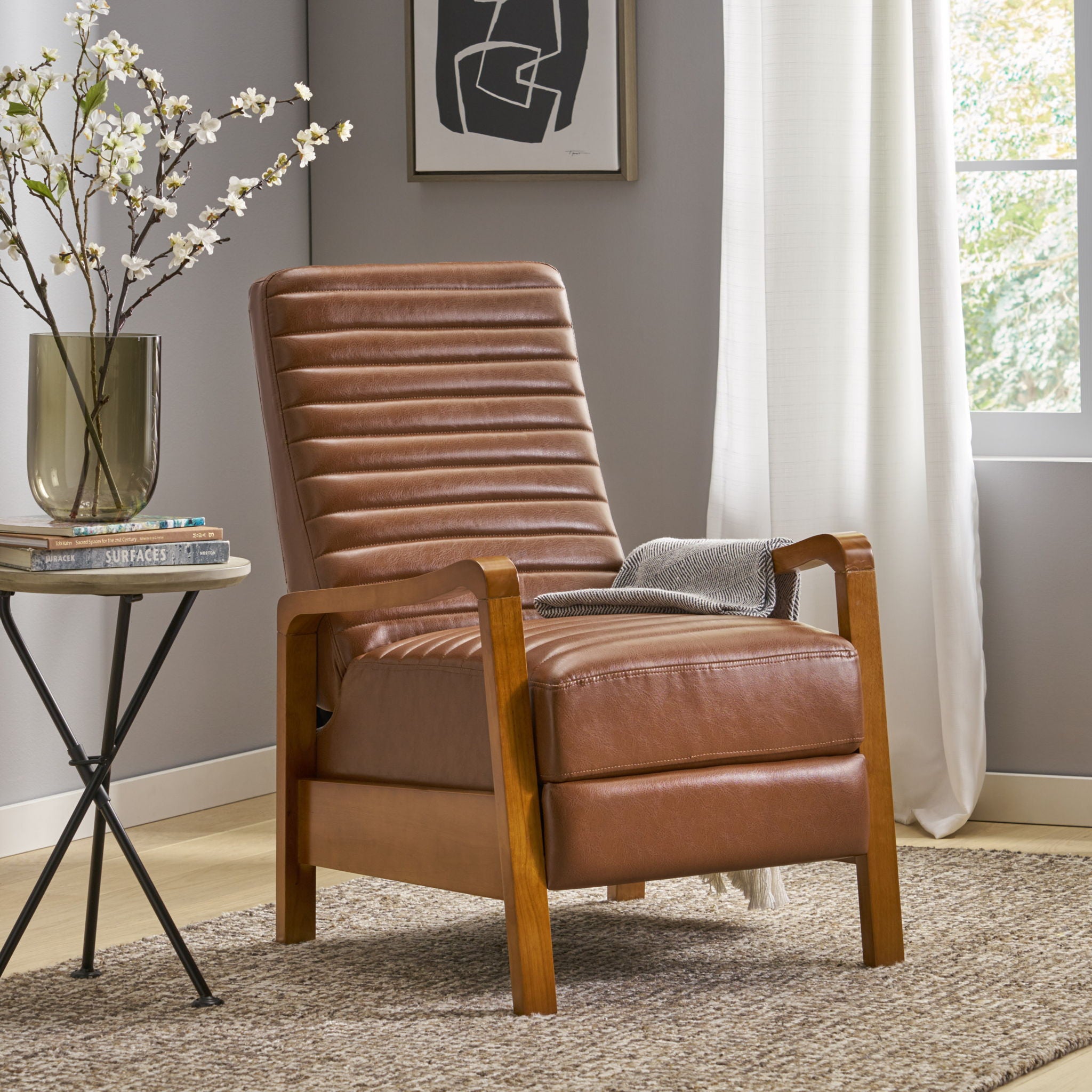 Contemporary Manual Club Recliner