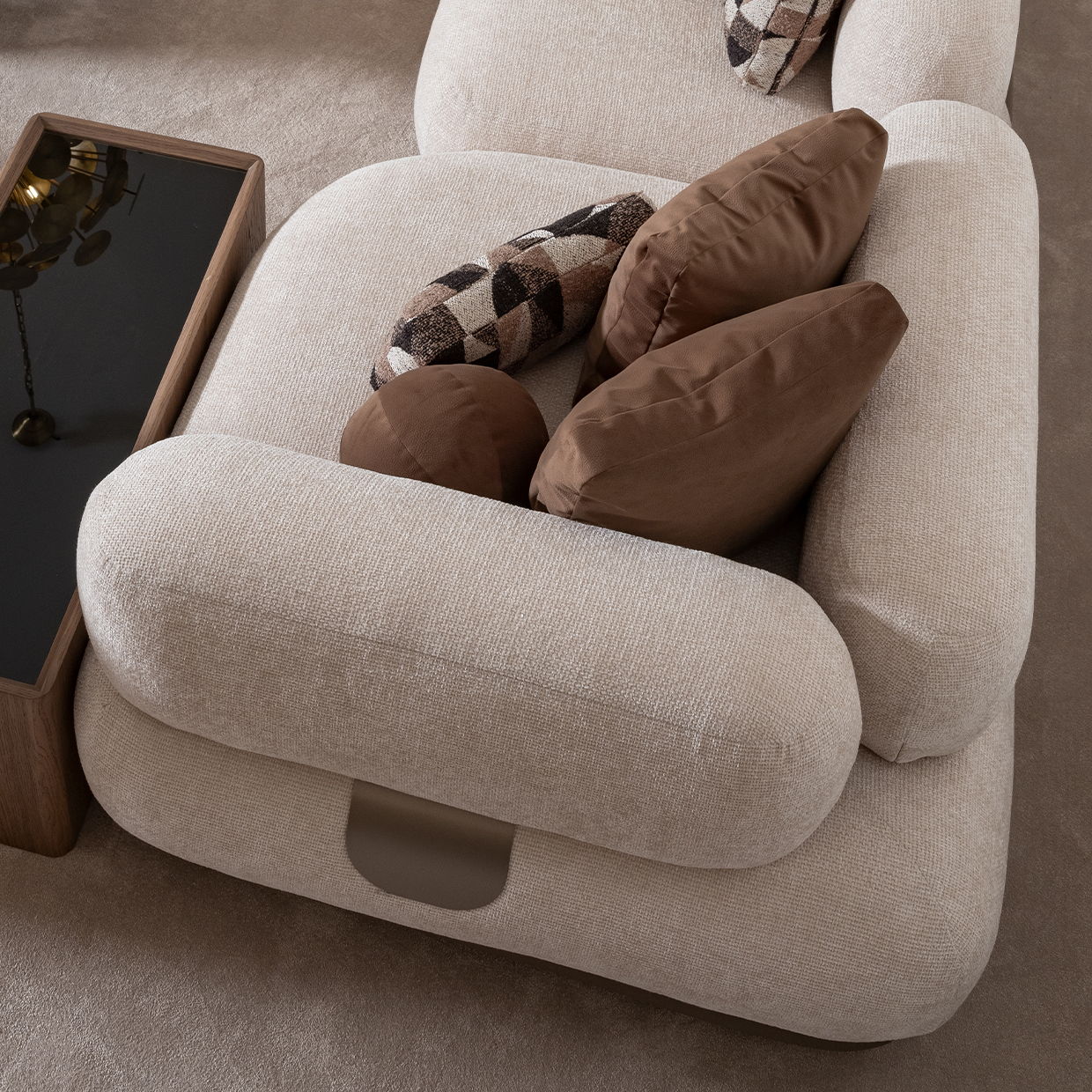 Bristol Point - Corner Chair - Fawn / Saddle Brown