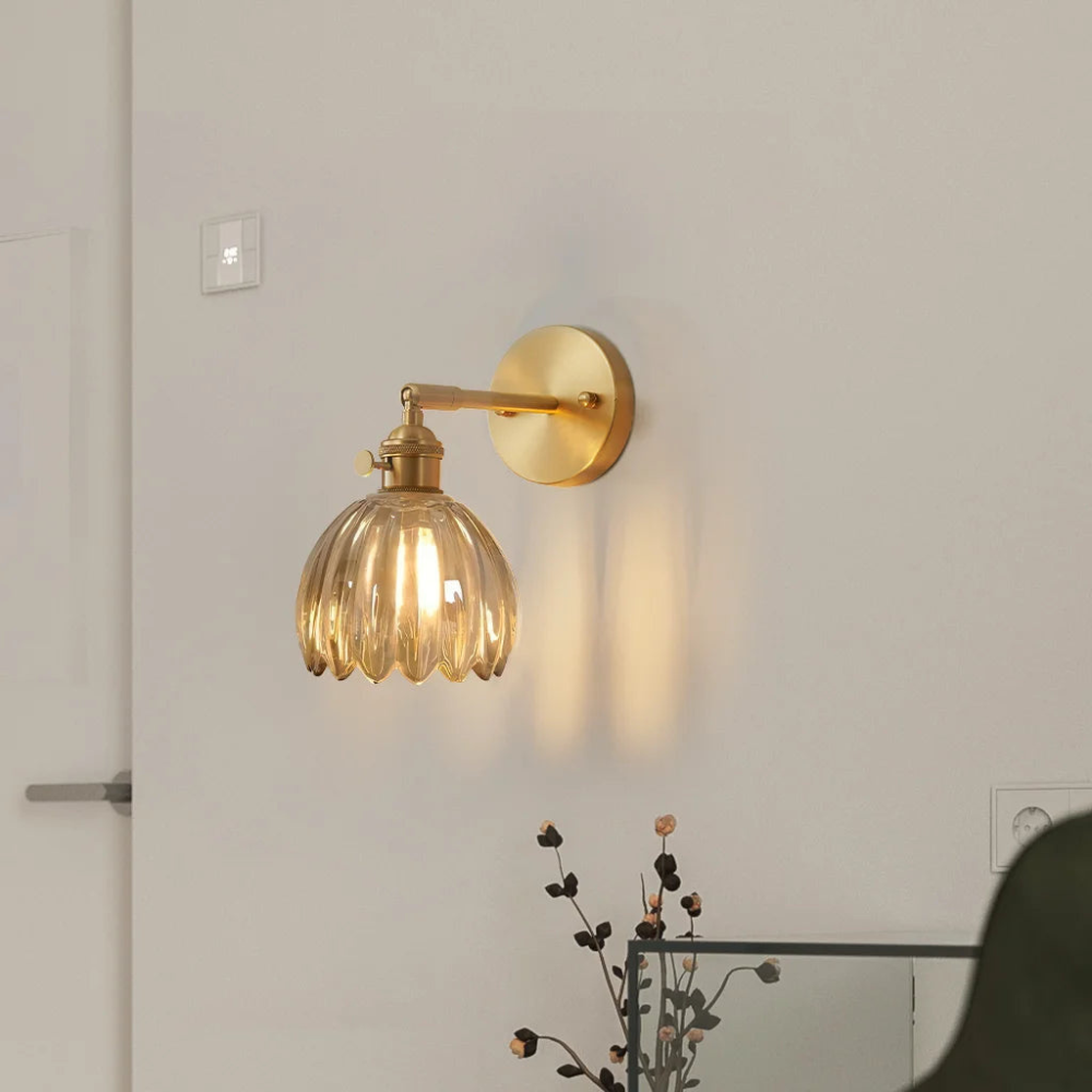 Vintage Brass Tulip Glass Wall Sconce 1-Light Classic Wall Light